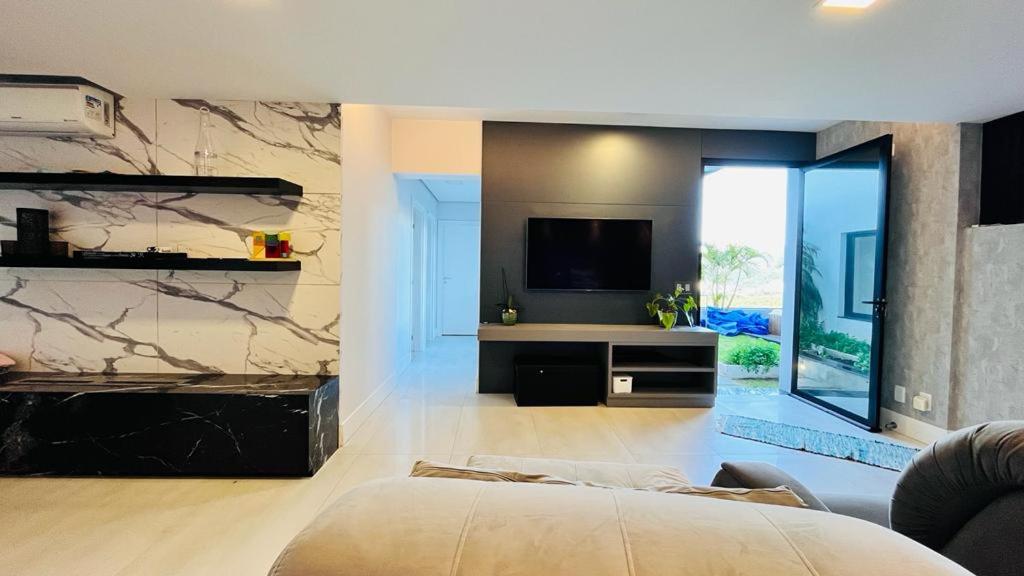 Casa 3 quartos casal Alto Padrão Vista, SPA, Hidro e Piscina de vidro