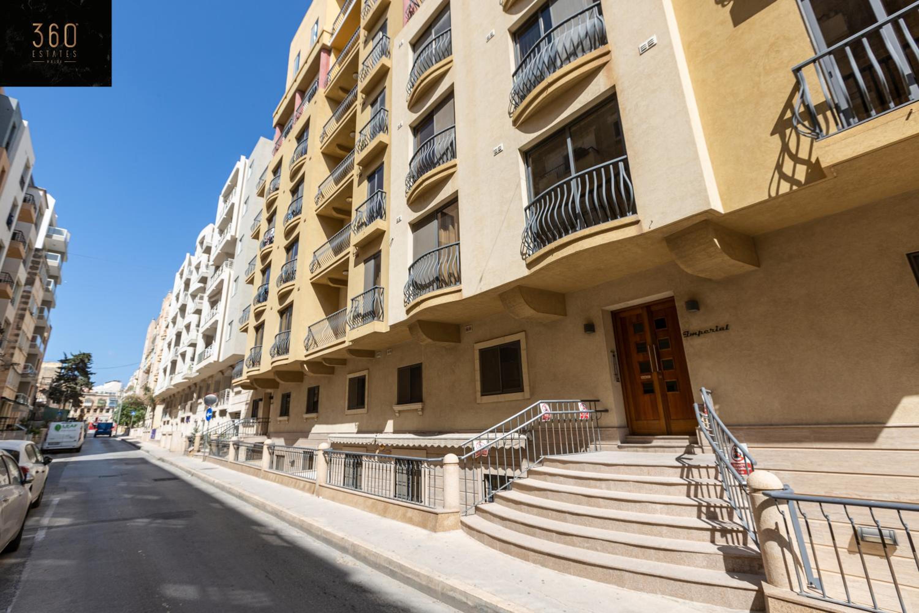 Designer, fully equipped APT, just off Tower Road by 360 Estates view 3