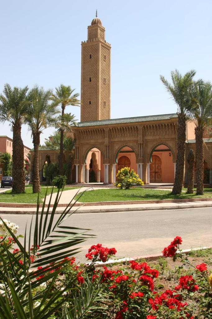 Hotel résidence alqaria assiyahiya 2 - Image 1