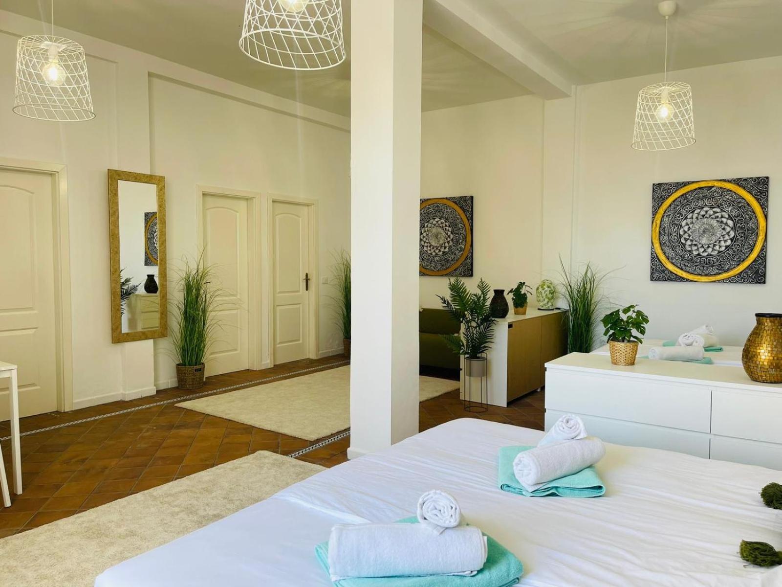 Villa Marbella-private heated pool and breathtaking view