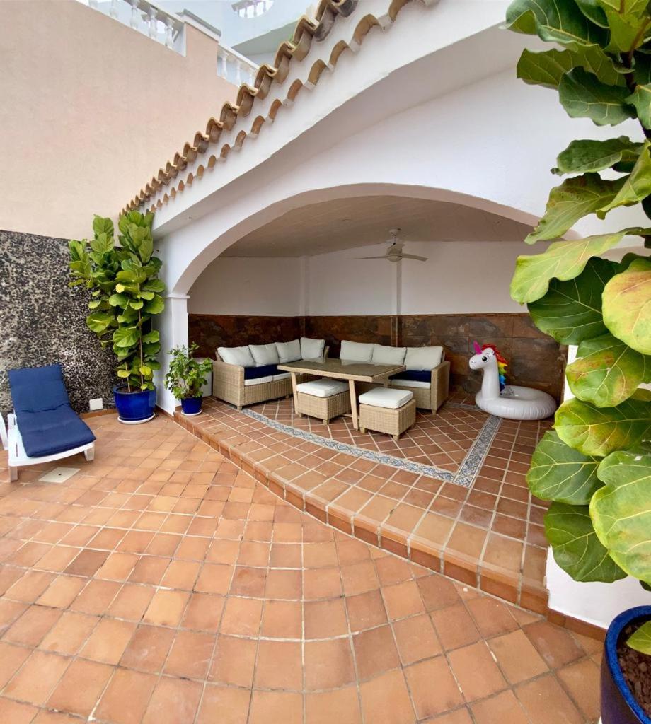 Villa Marbella-private heated pool and breathtaking view