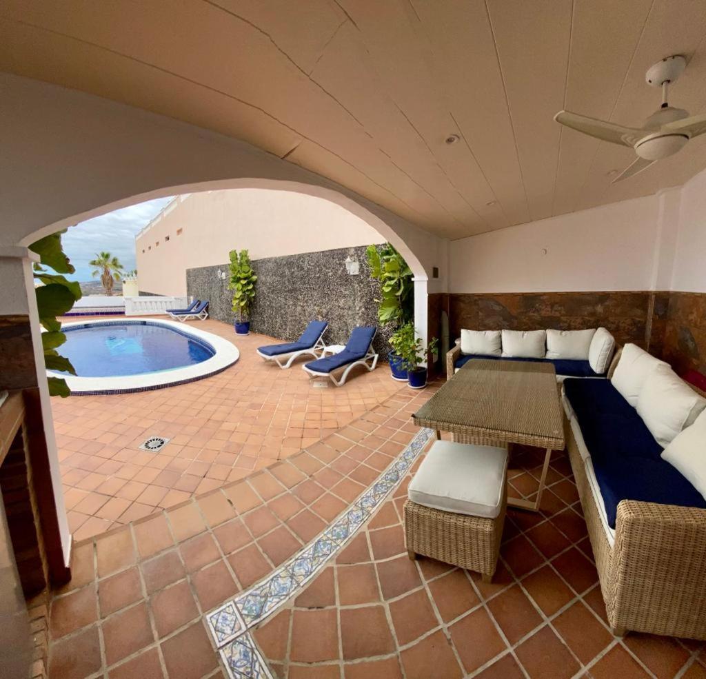 Villa Marbella-private heated pool and breathtaking view