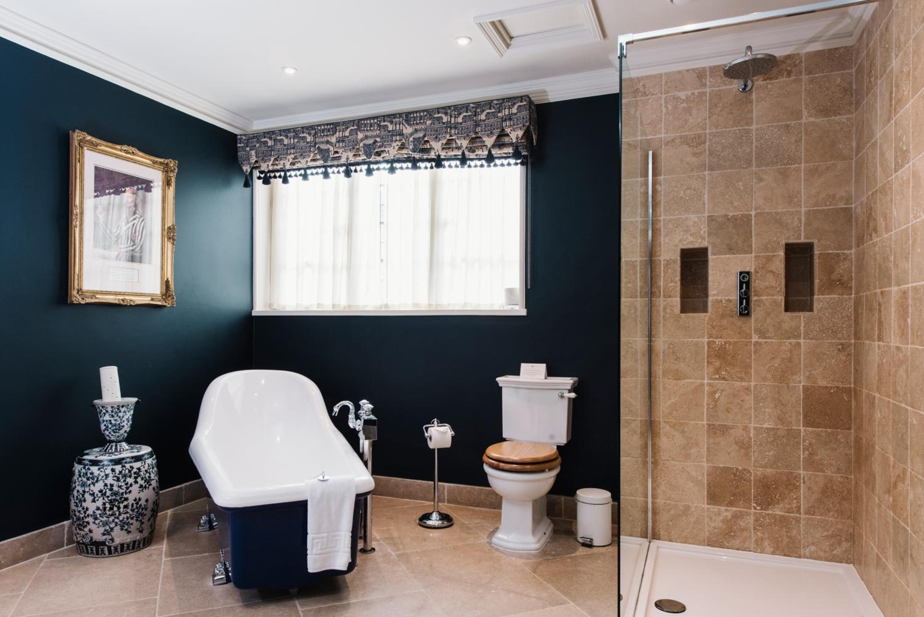 Hever Castle Luxury Bed and Breakfast view 3