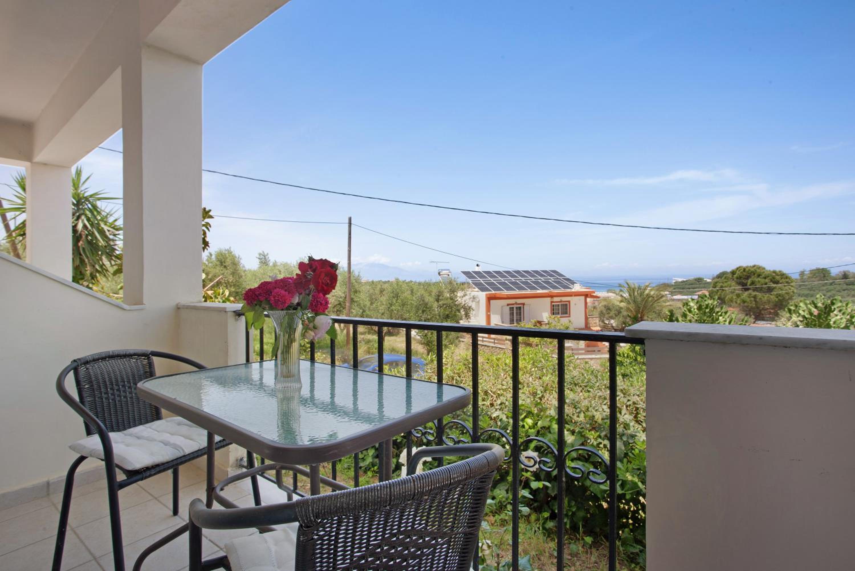 Yiannis Studio 5 view 4