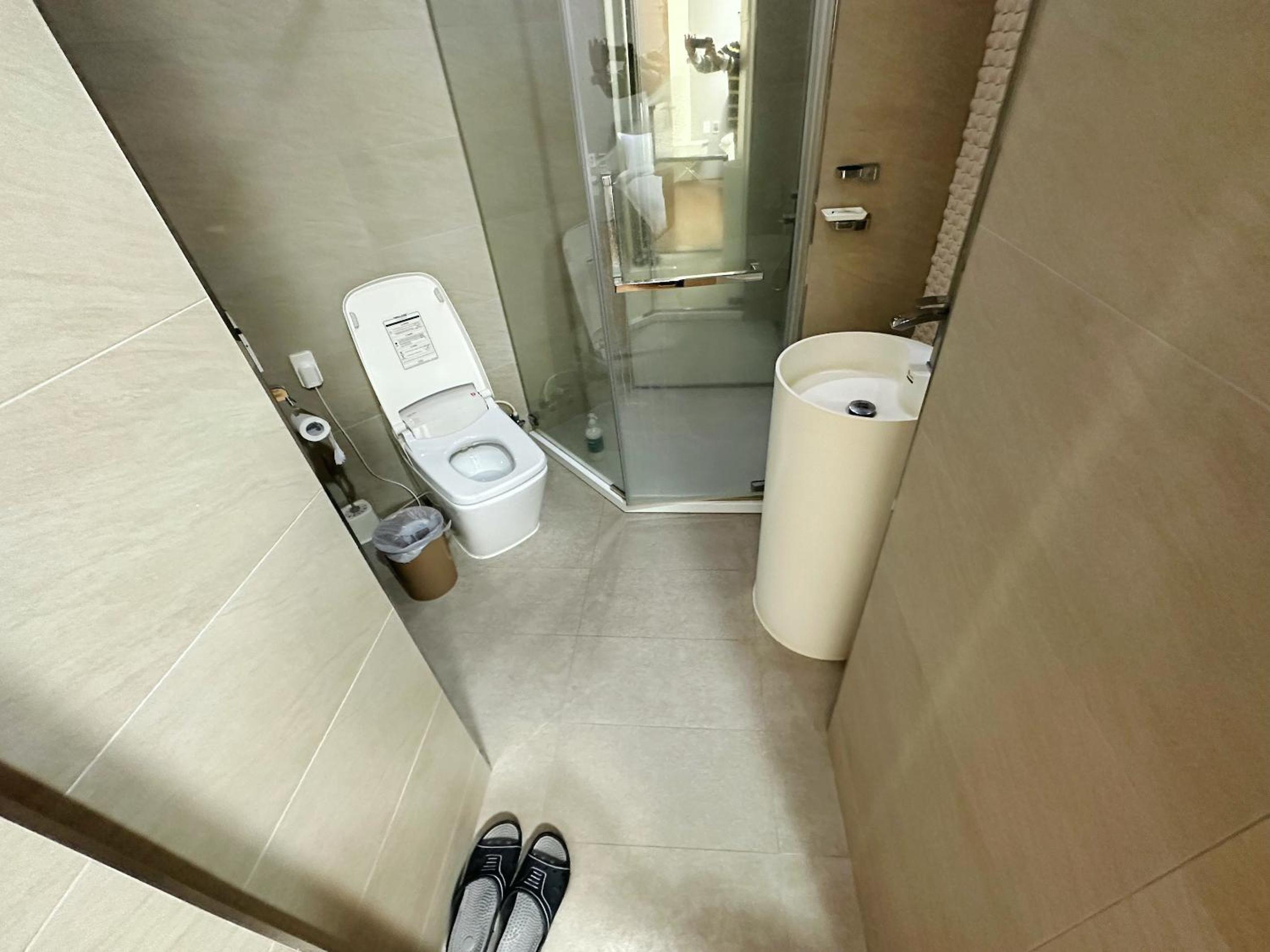Seopjikoji Oceanview Apartment