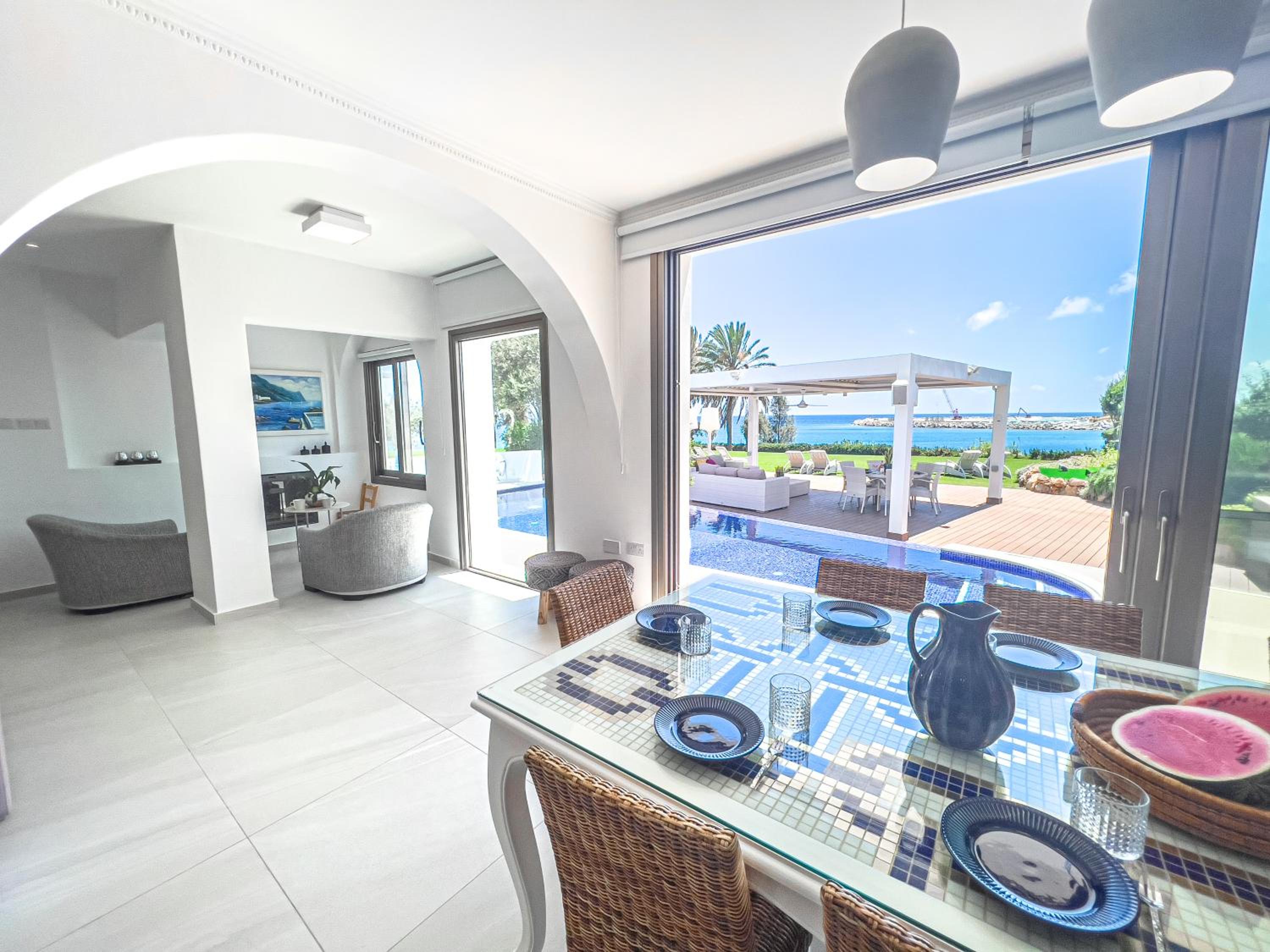 Erato Seafront Luxury Villa