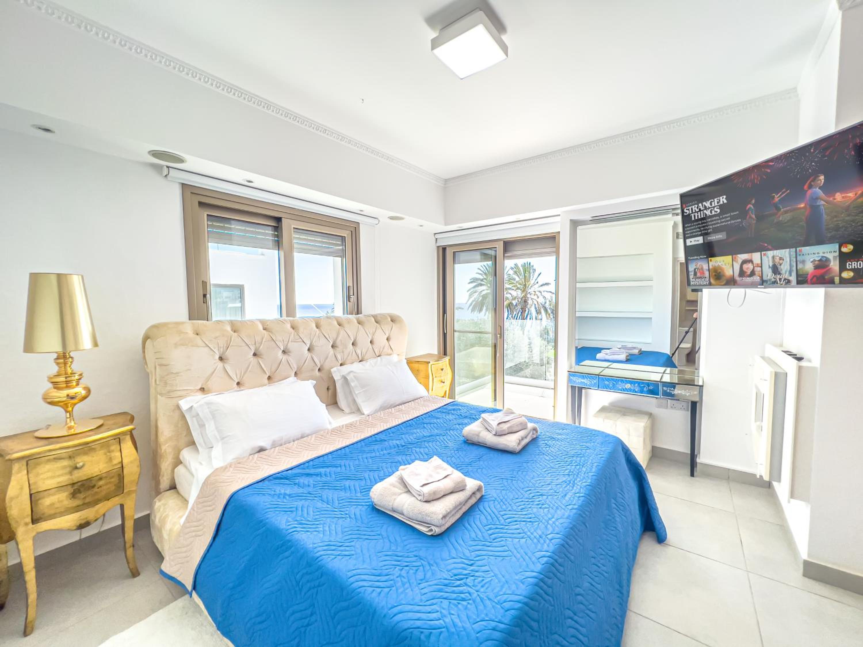 Erato Seafront Luxury Villa