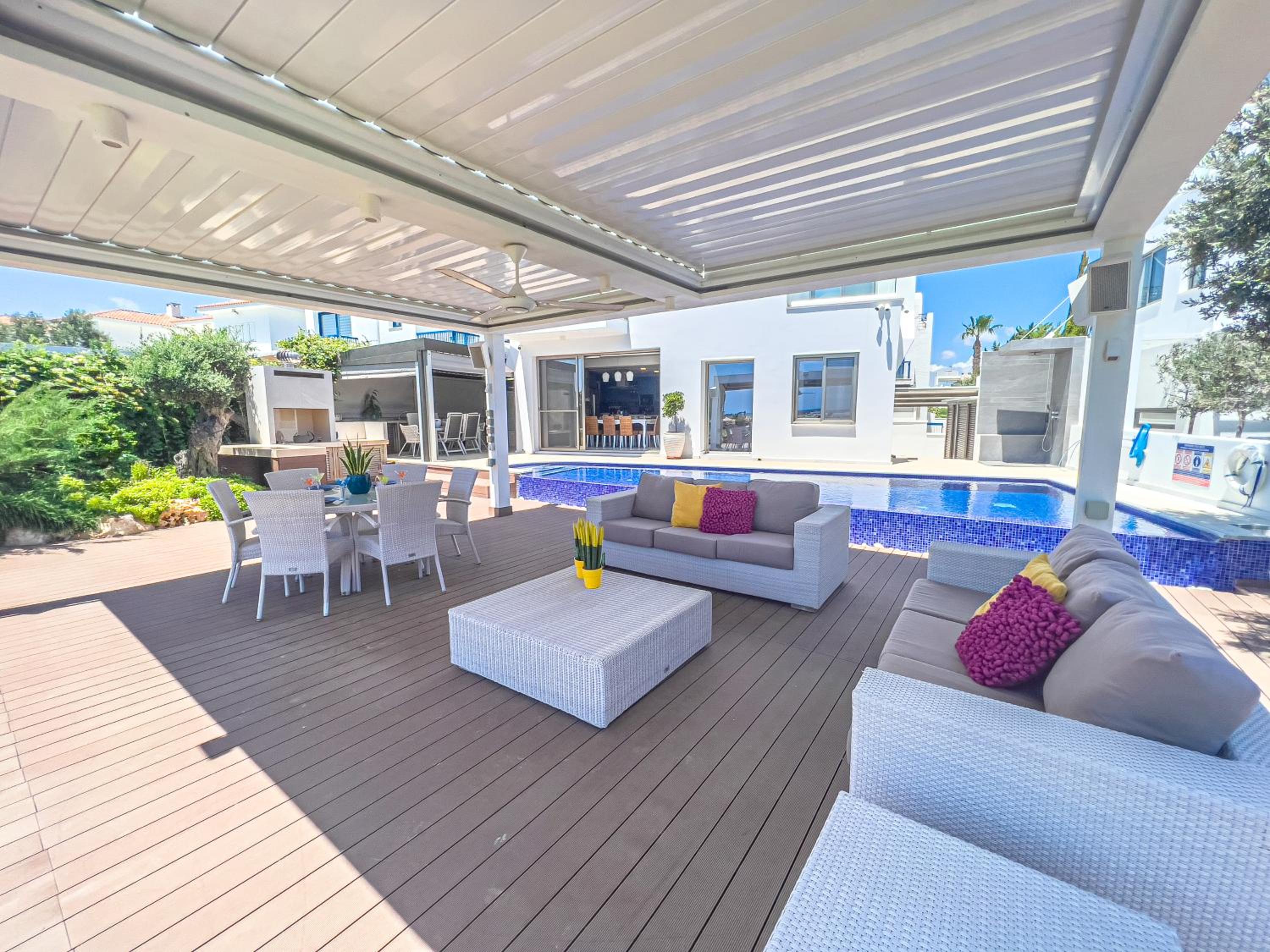 Erato Seafront Luxury Villa