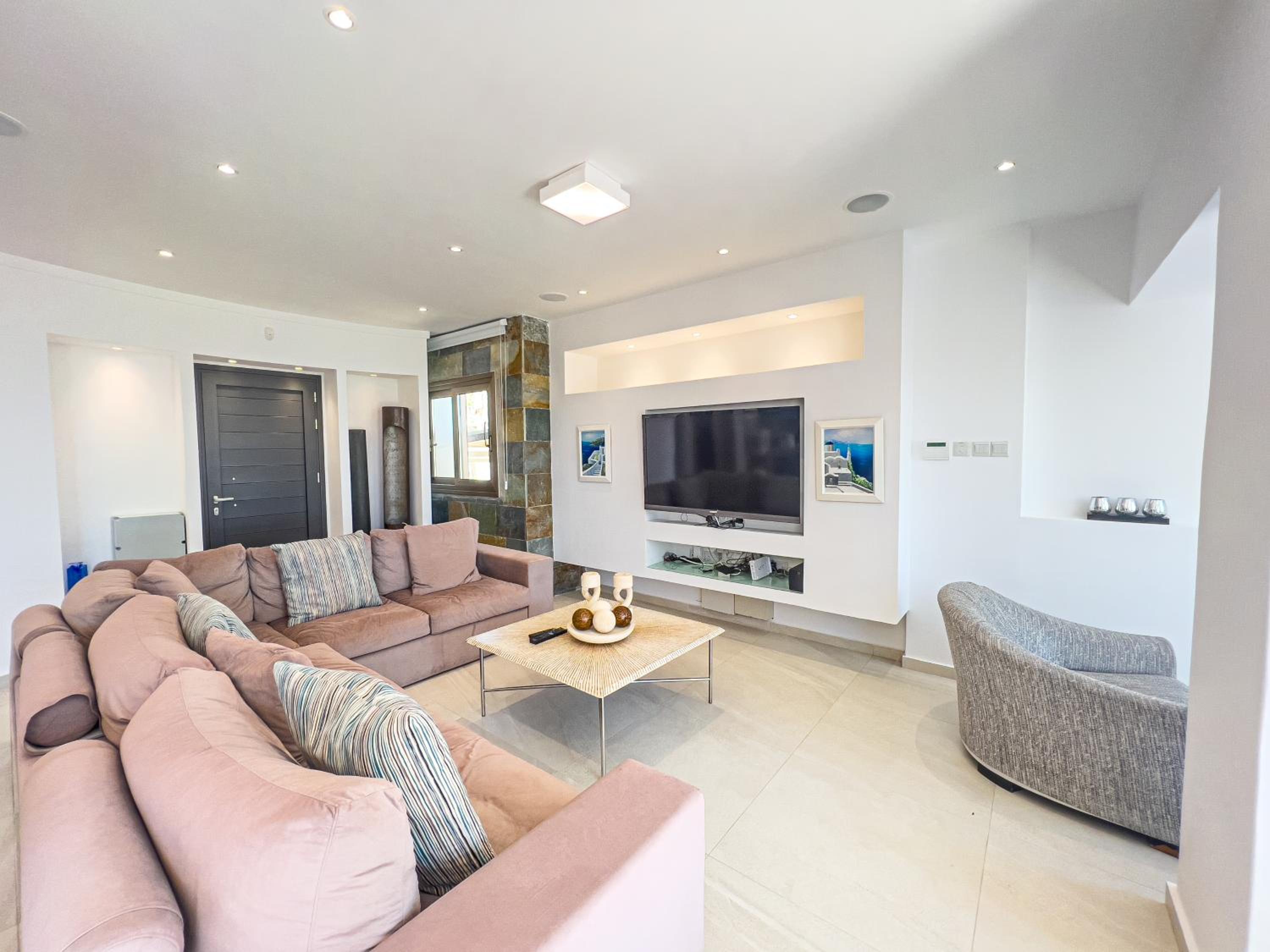 Erato Seafront Luxury Villa