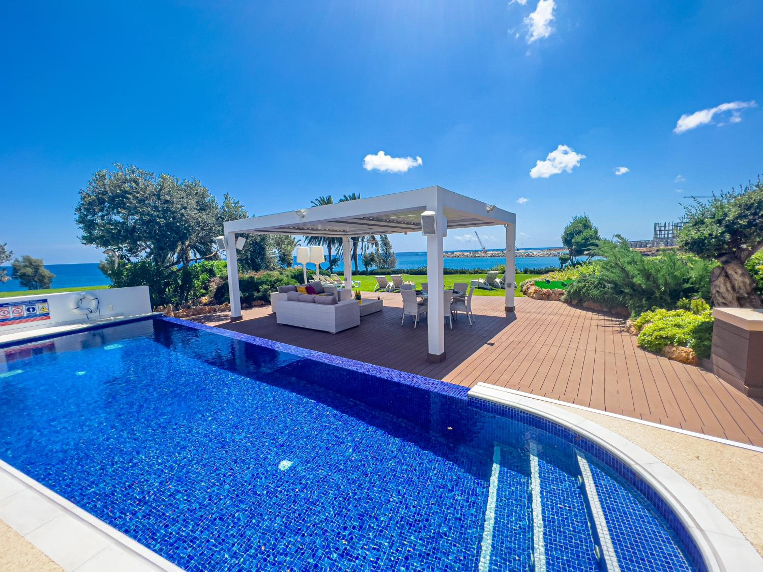 Erato Seafront Luxury Villa