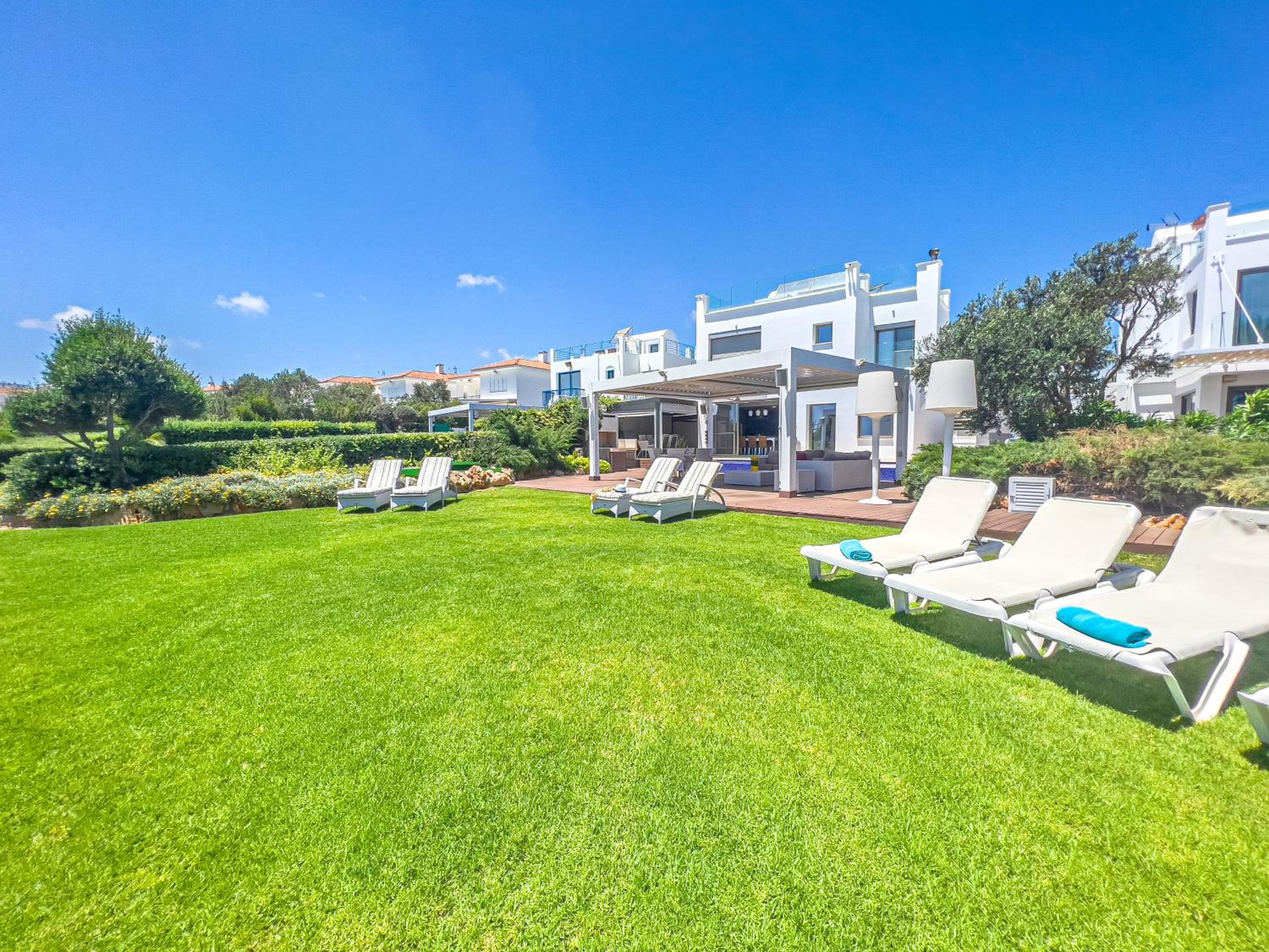 Erato Seafront Luxury Villa