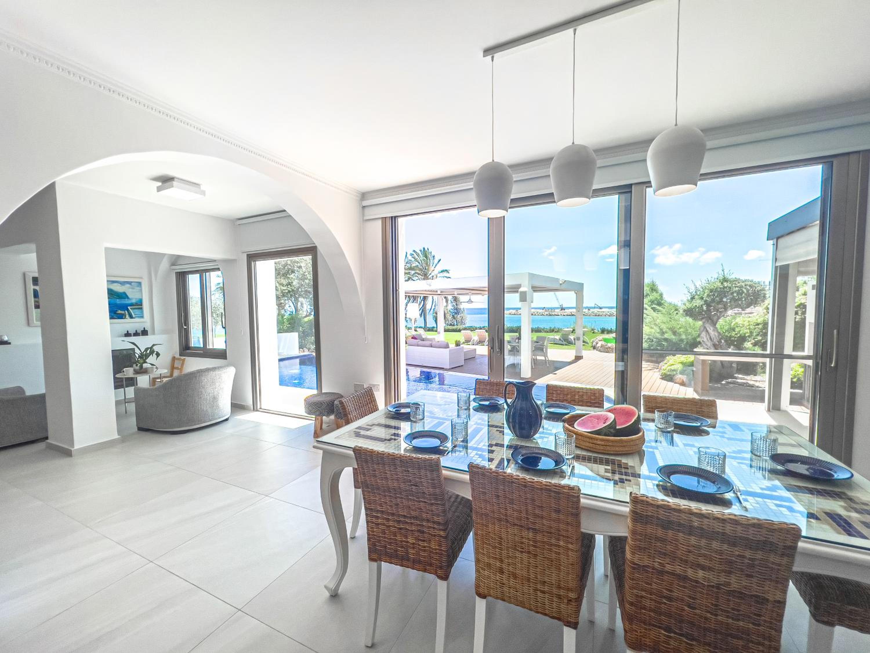 Erato Seafront Luxury Villa