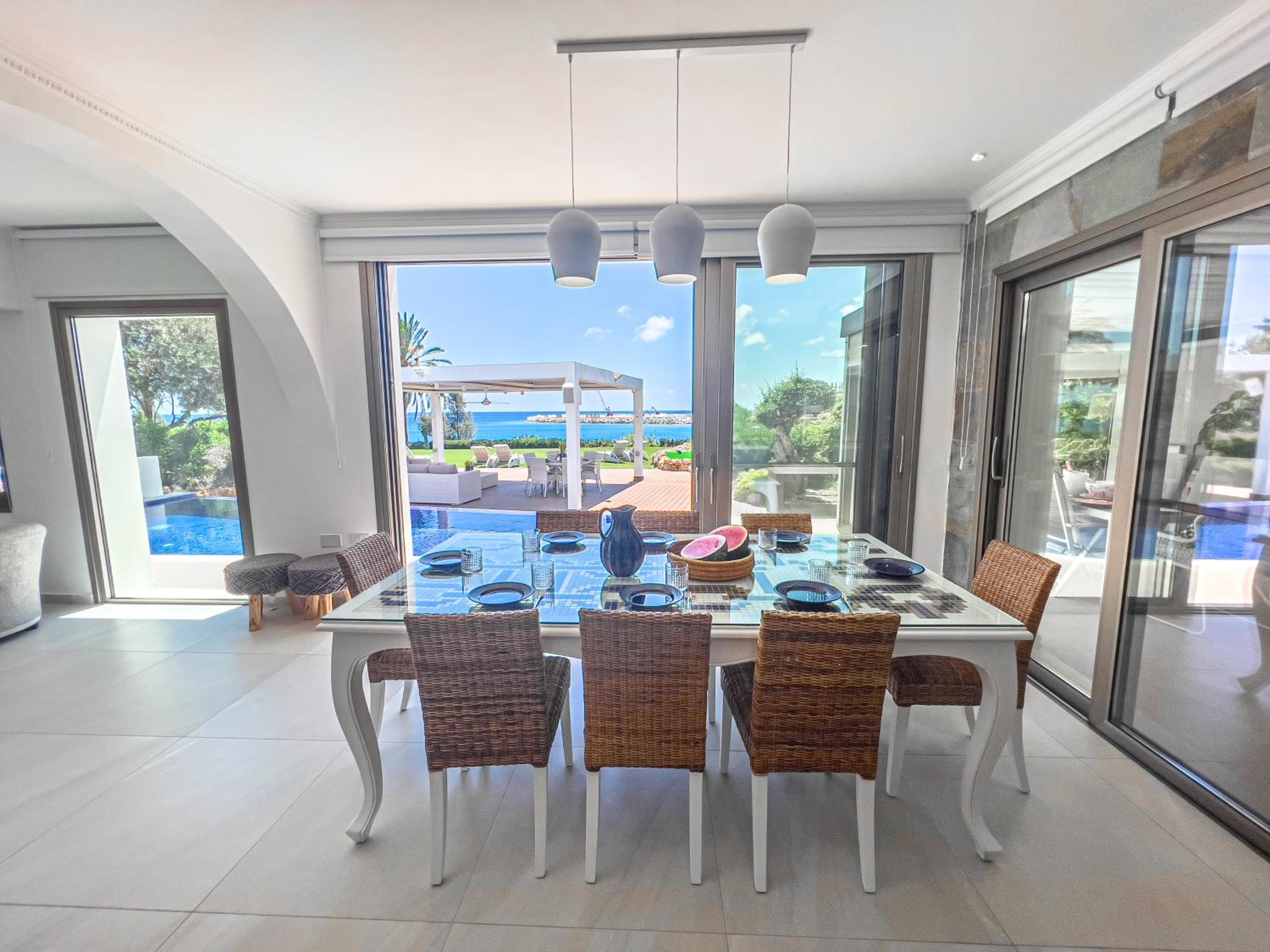 Erato Seafront Luxury Villa