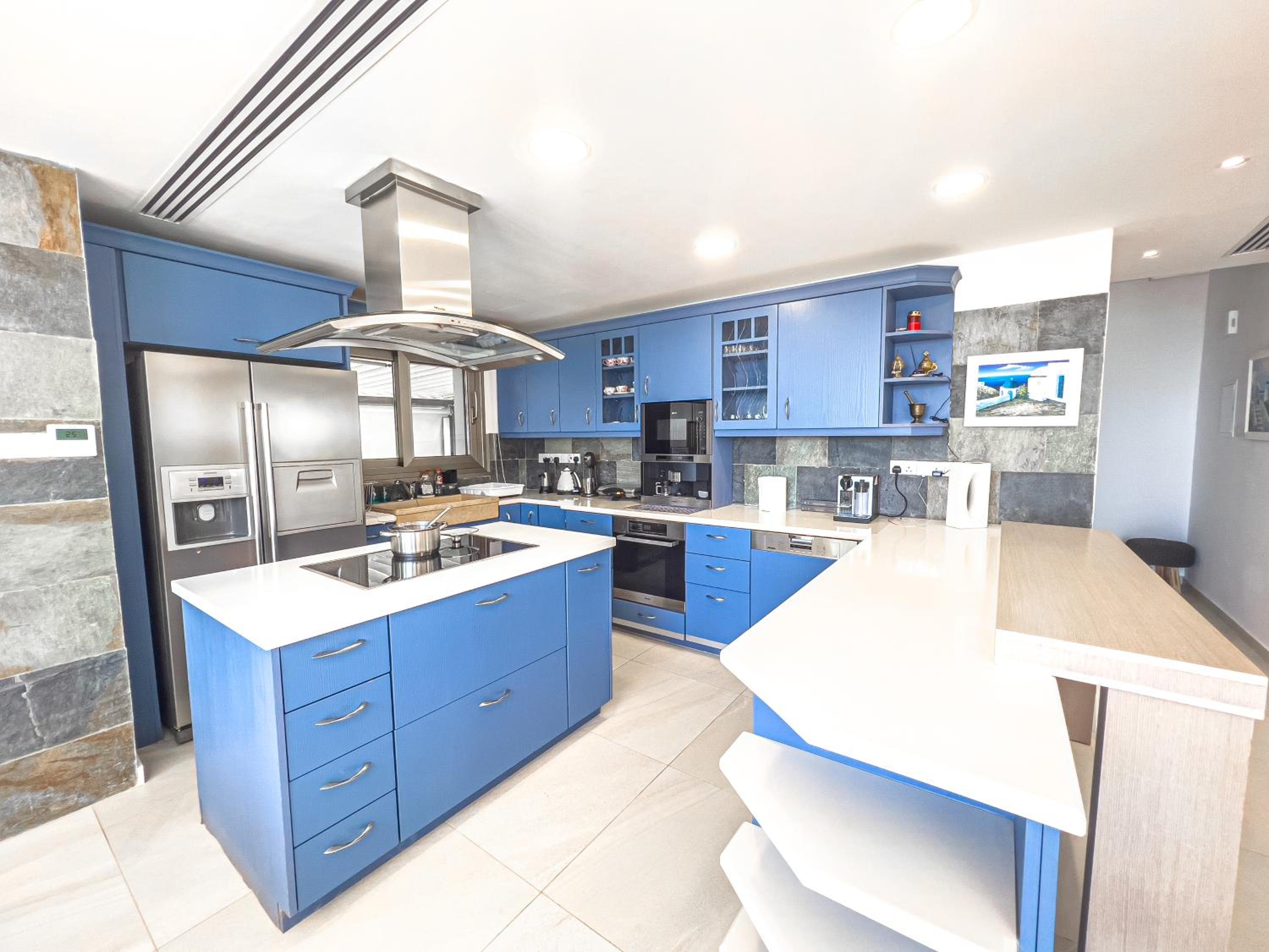 Erato Seafront Luxury Villa