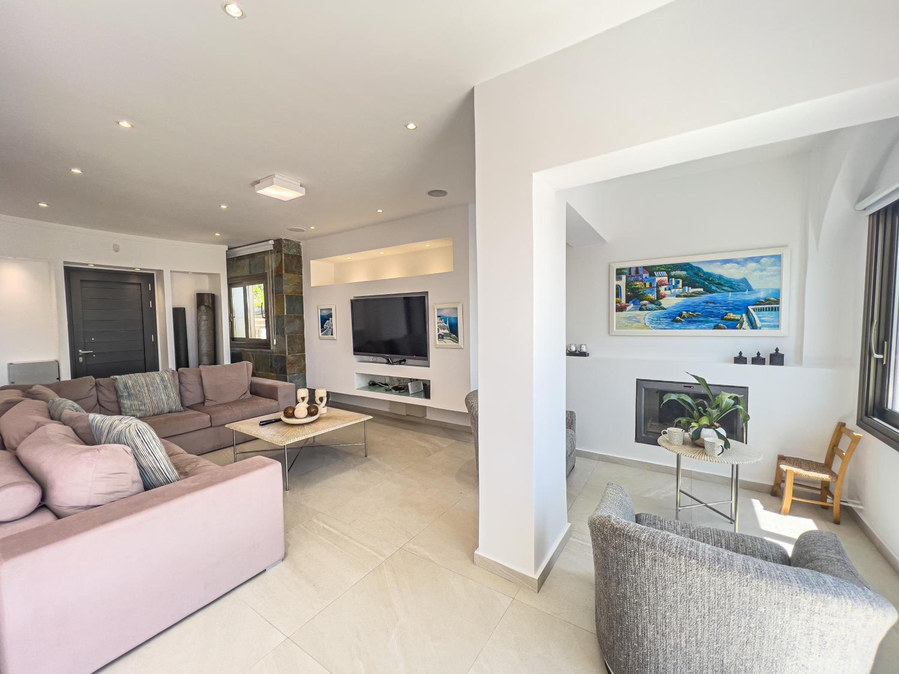 Erato Seafront Luxury Villa