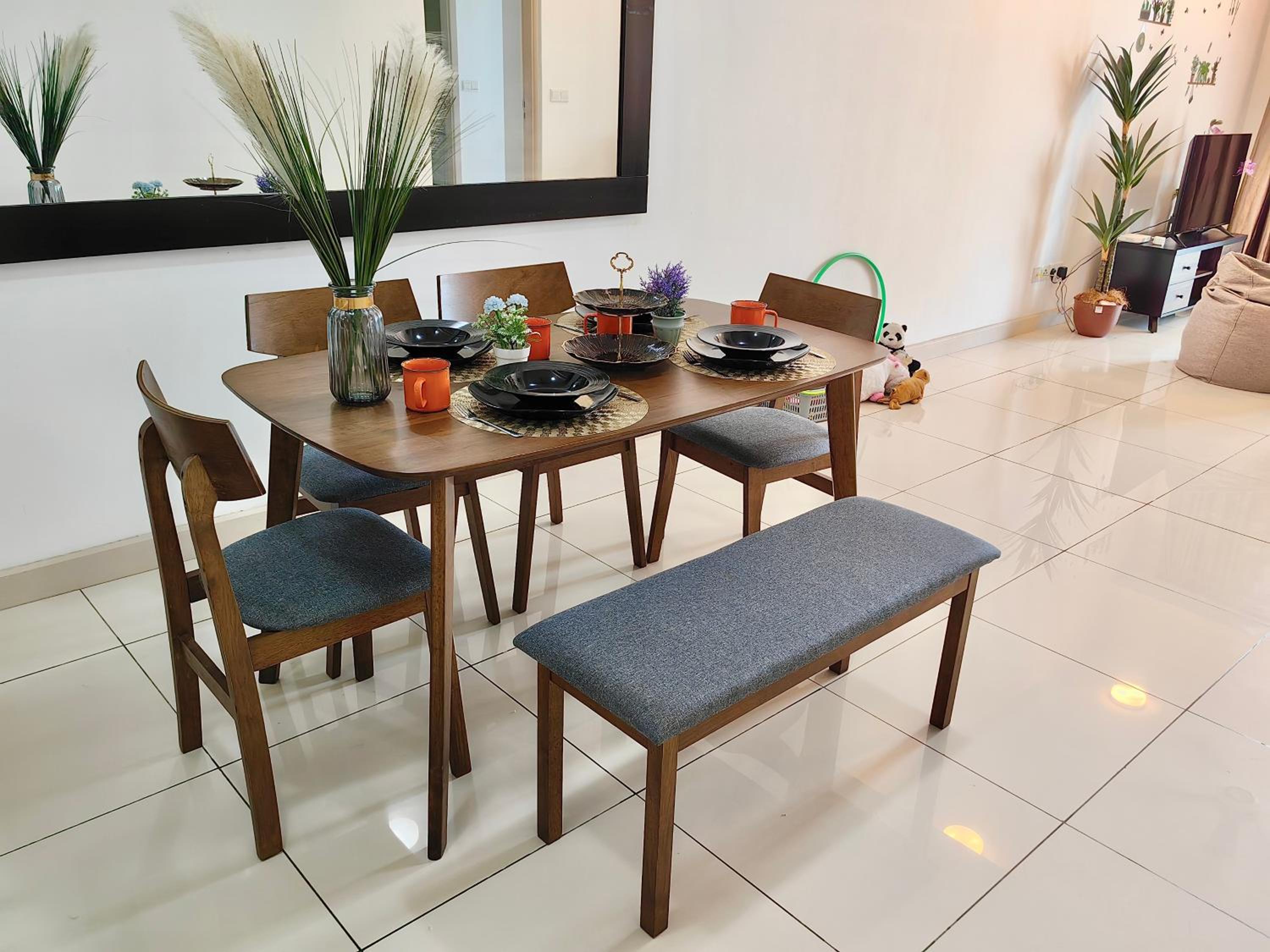The Robertson S22 Jalan Alor Petaling Street Bukit Bintang KL 3R2B 8Pax