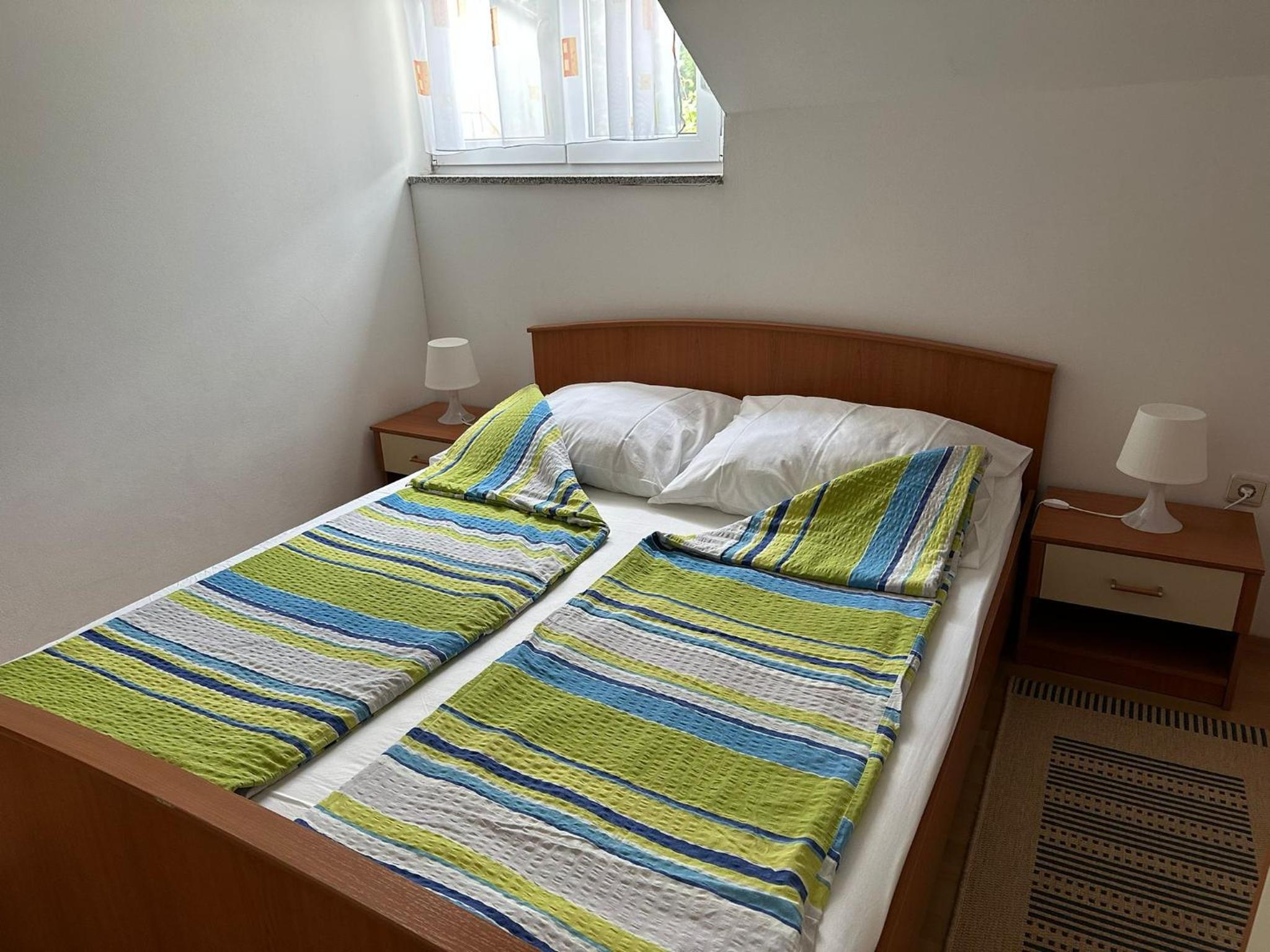 Apartmani Karlobag