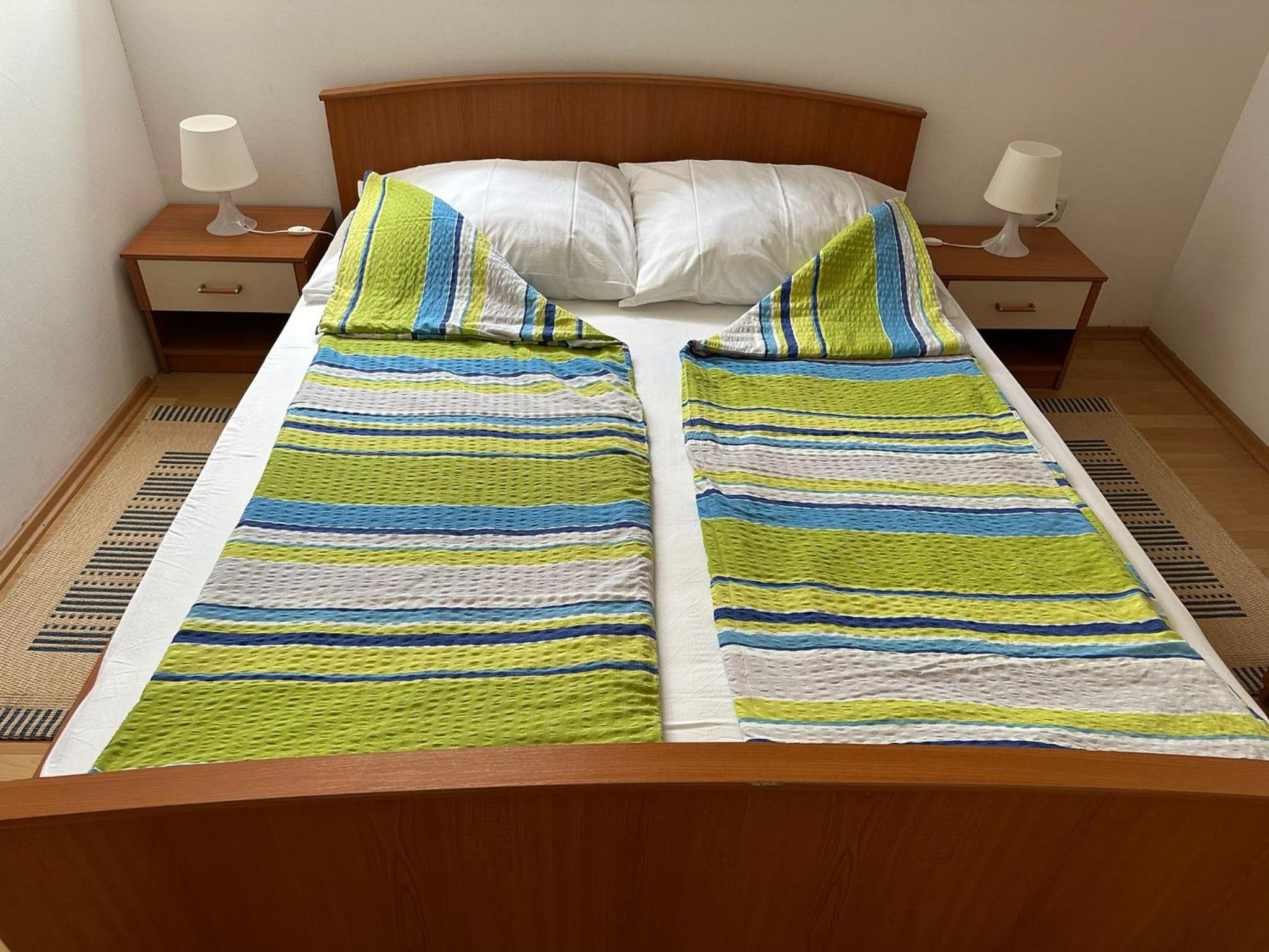 Apartmani Karlobag