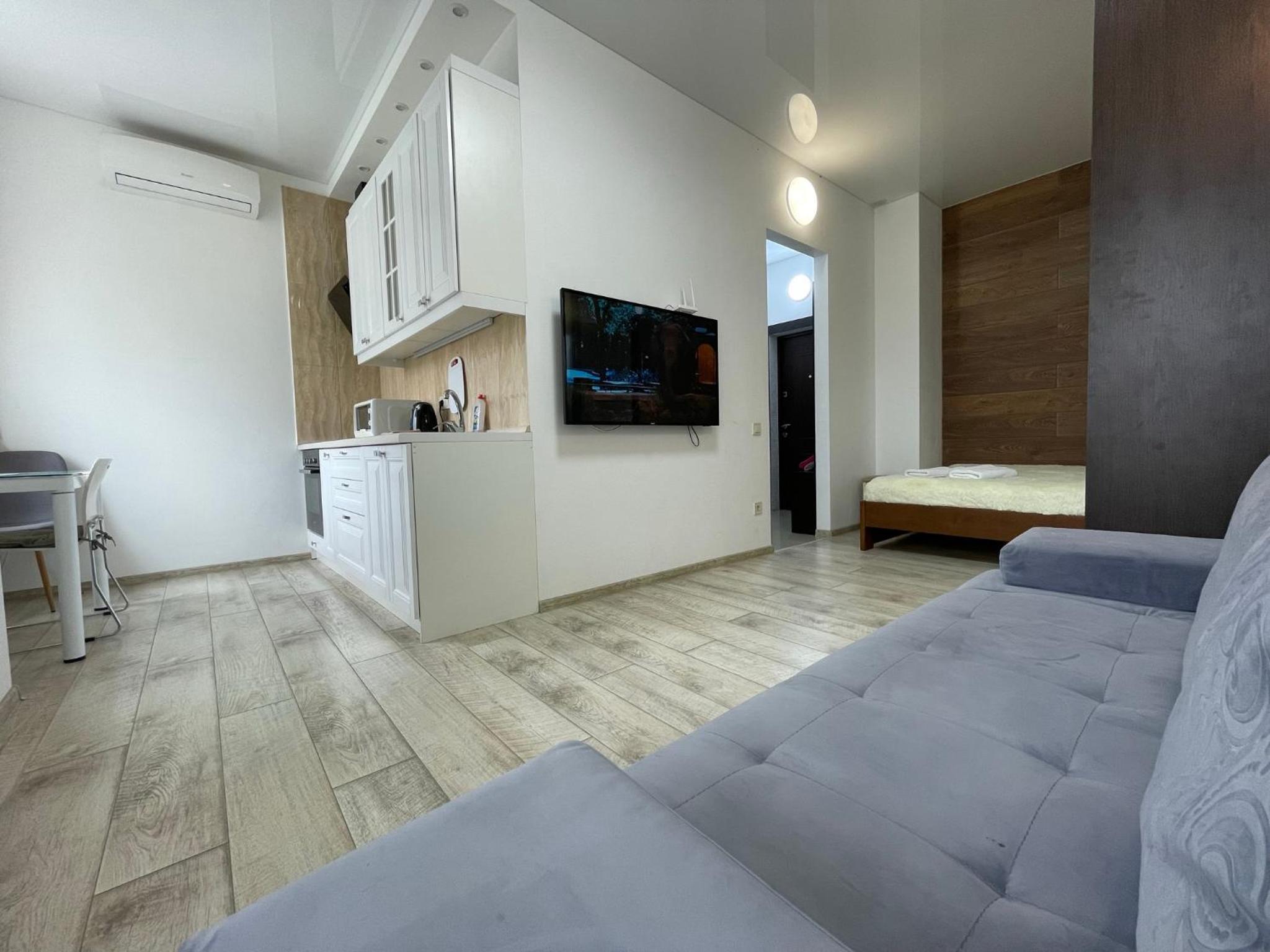 Luxury apartments in Arcadia on the 3rd floor! view 4