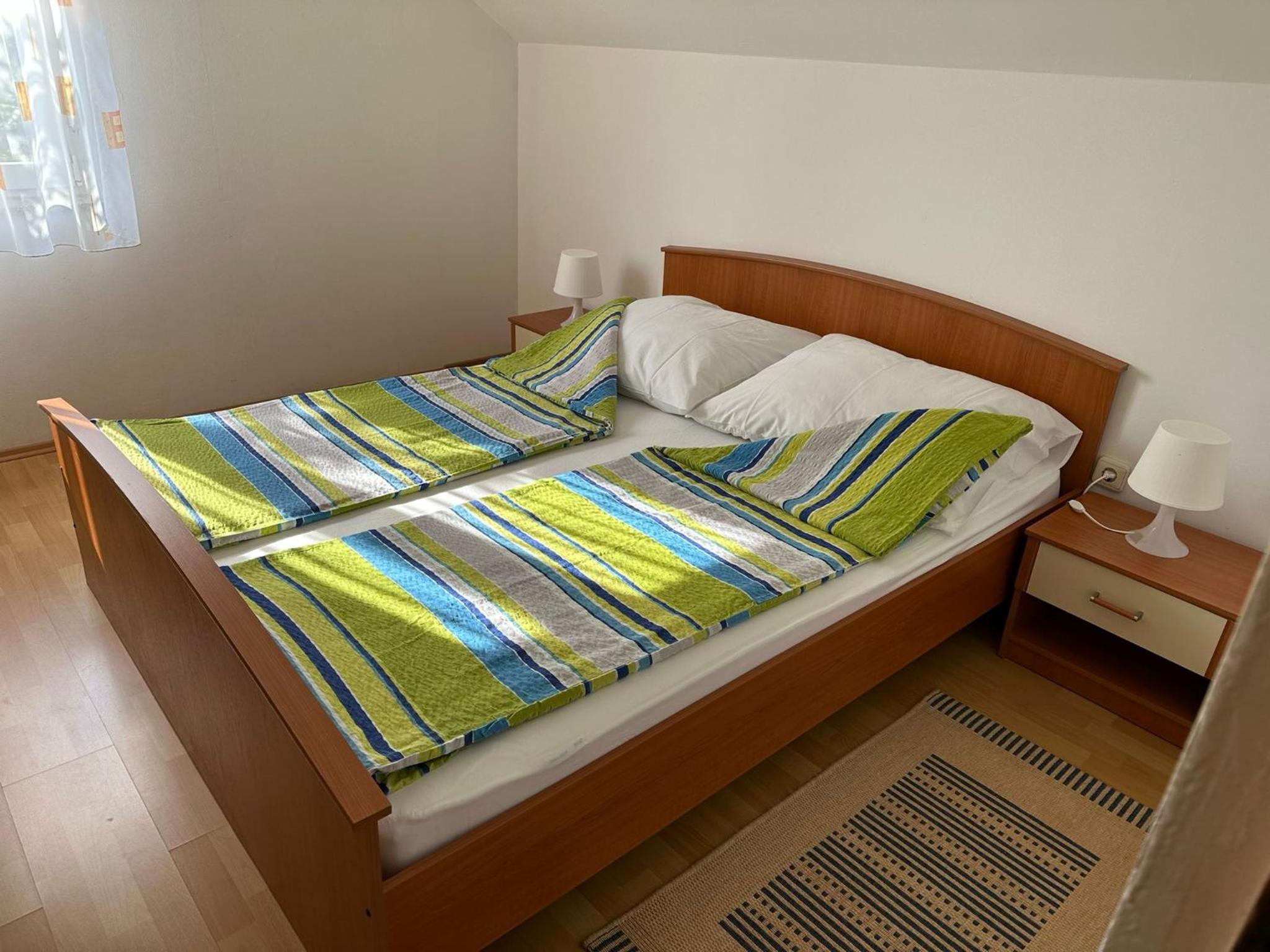 Apartmani Karlobag