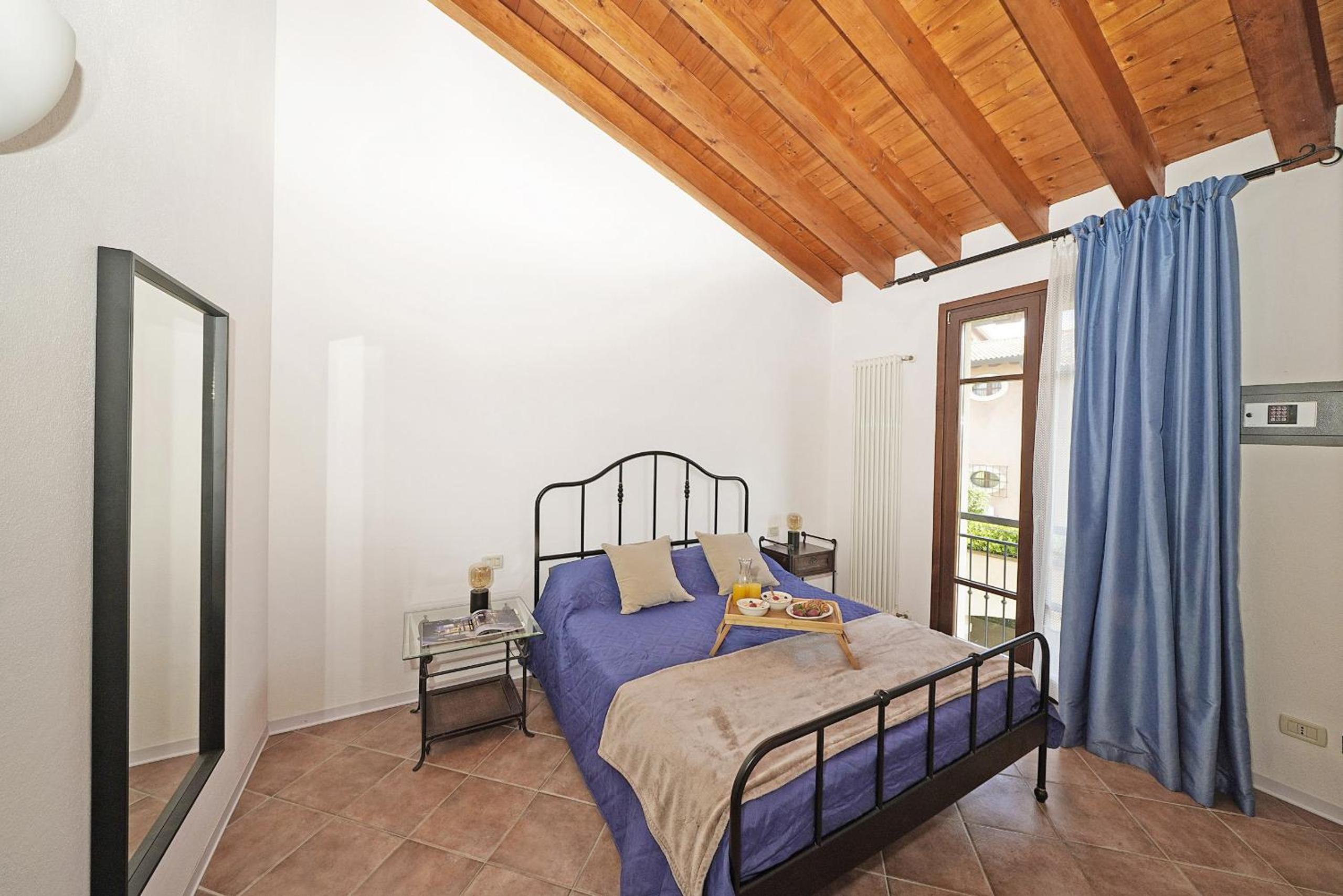 La Rocca 2-11 by Wonderful Italy view 2