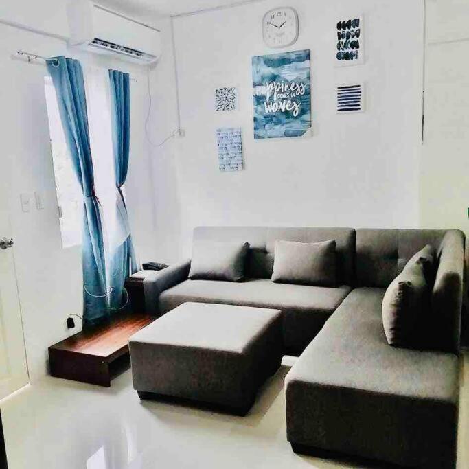 Full Aircon Camella House w/ wifi Netflix hotwater view 5