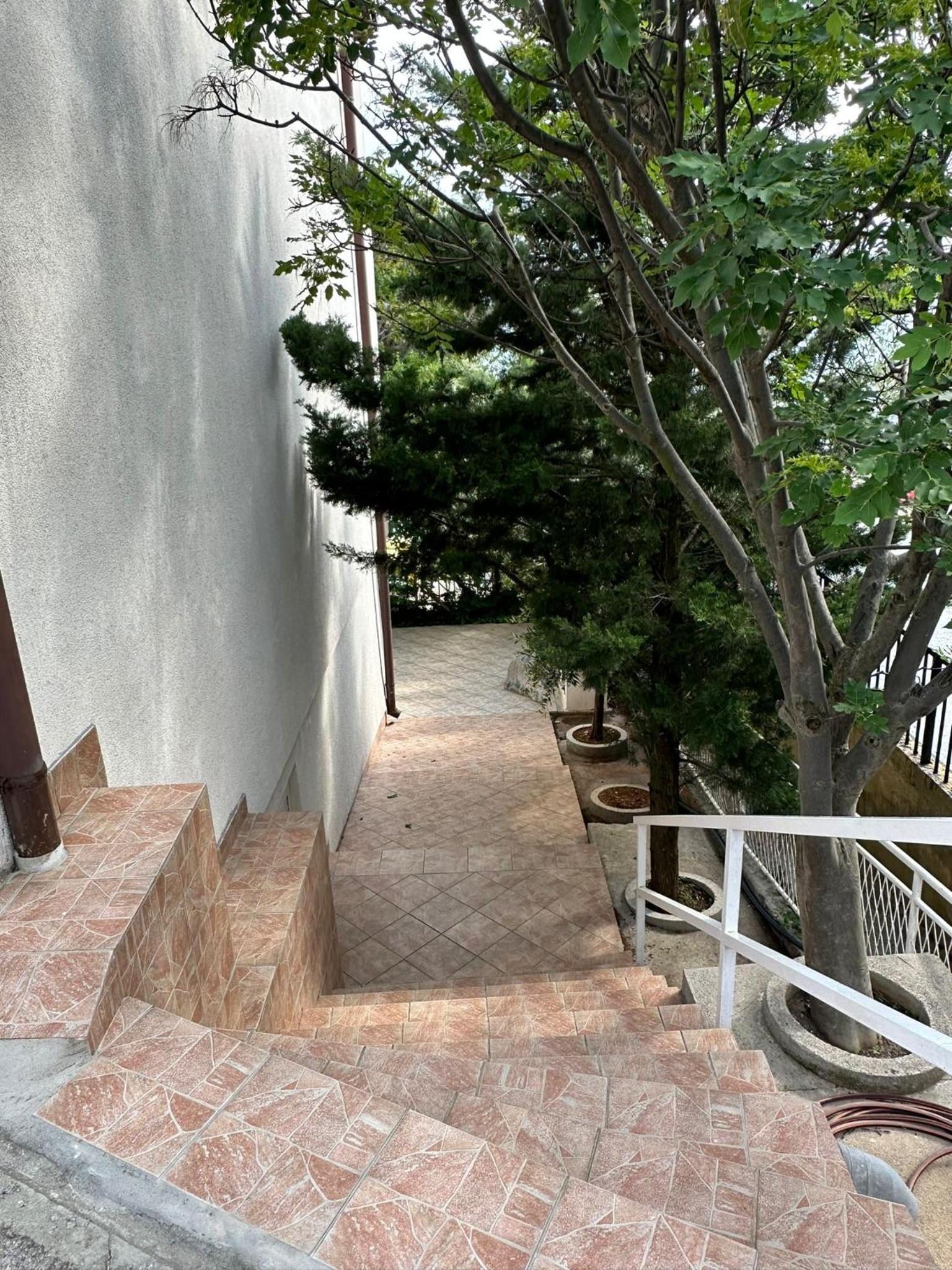 Apartmani Karlobag