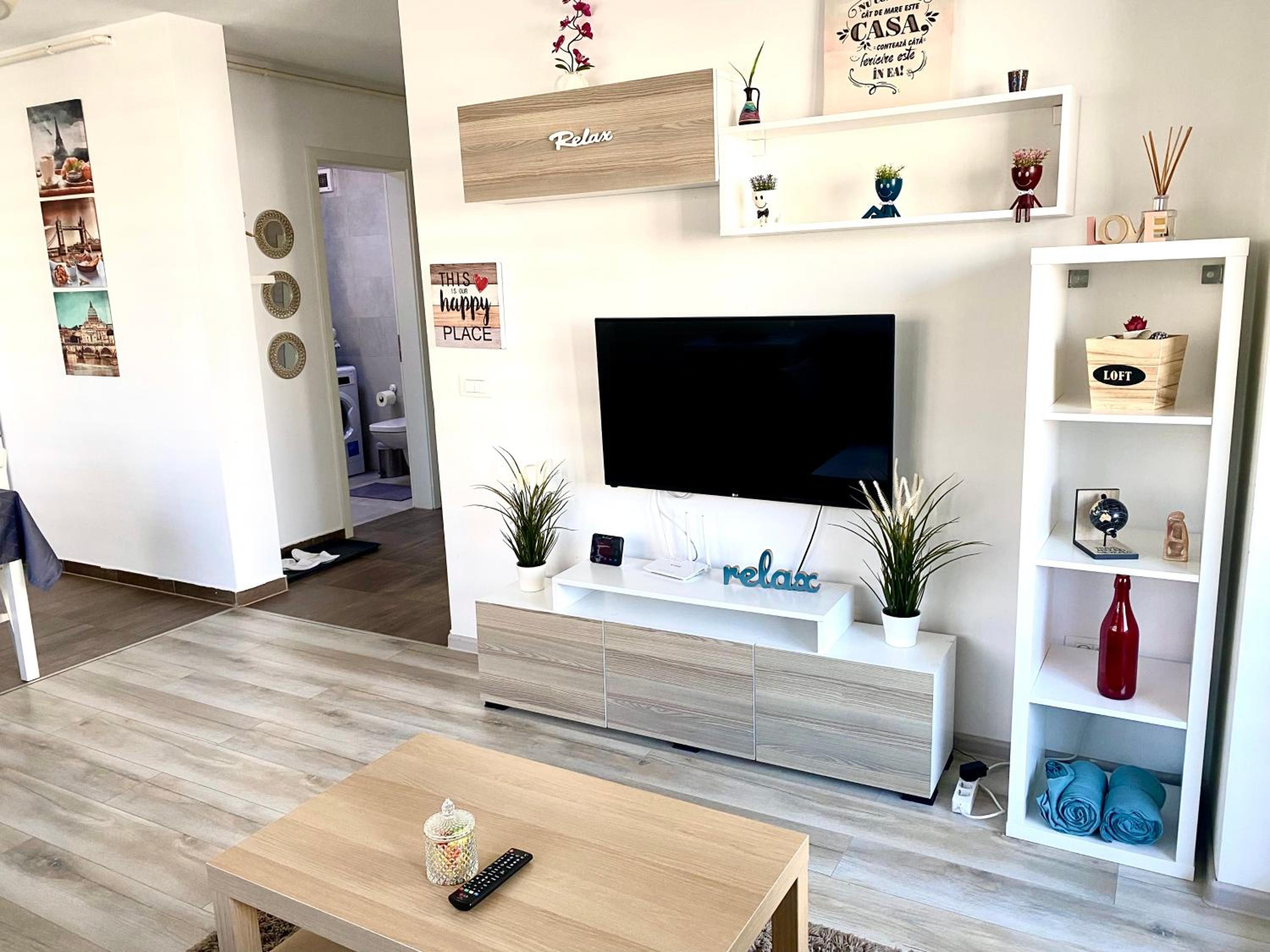 Relaxing Coresi Mall studio free parking