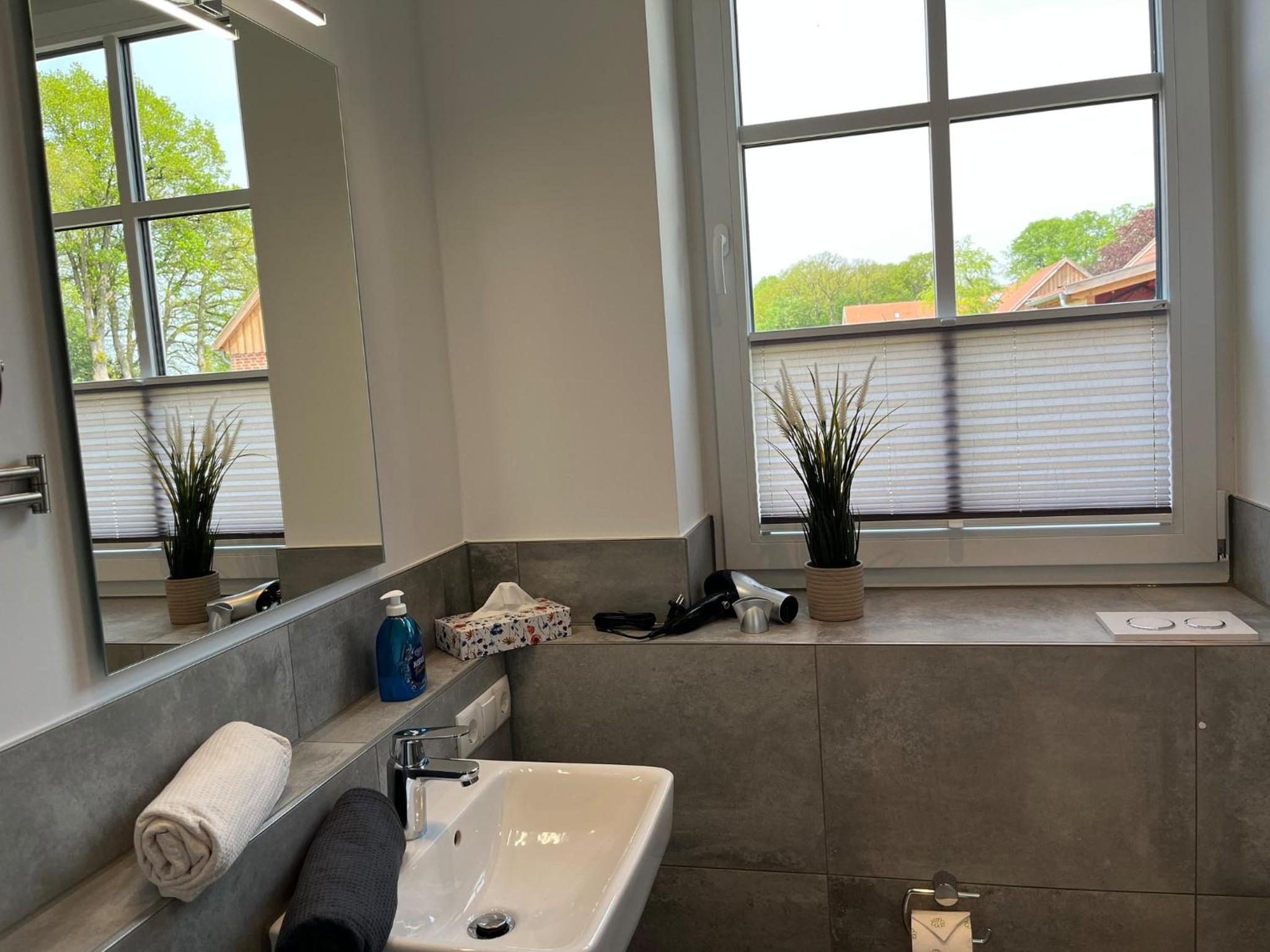 Martje en Lastrup — bathroom