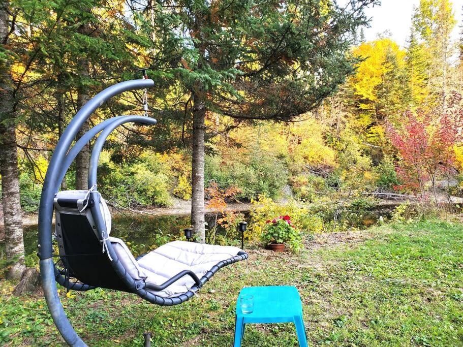 Chalet Rivière - Cozy - Bord de rivière - Petit déjeuner bio - Romantique