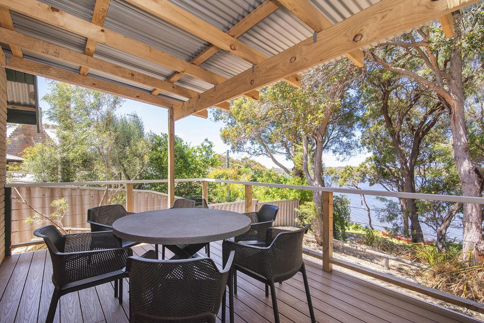 Riverscape Cottages