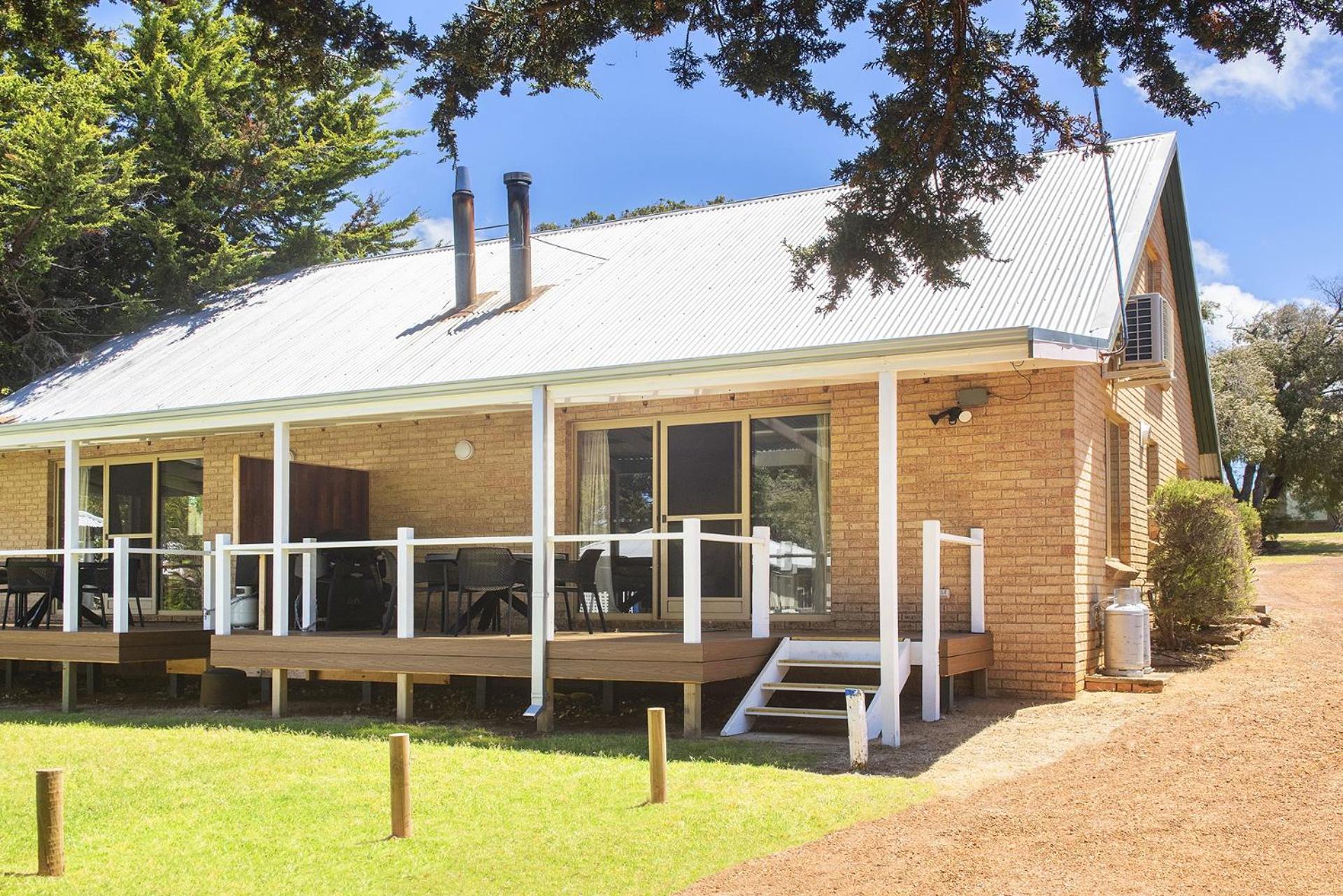 Riverscape Cottages