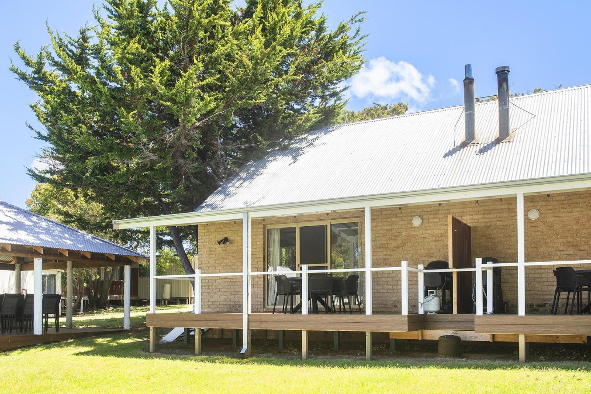 Riverscape Cottages