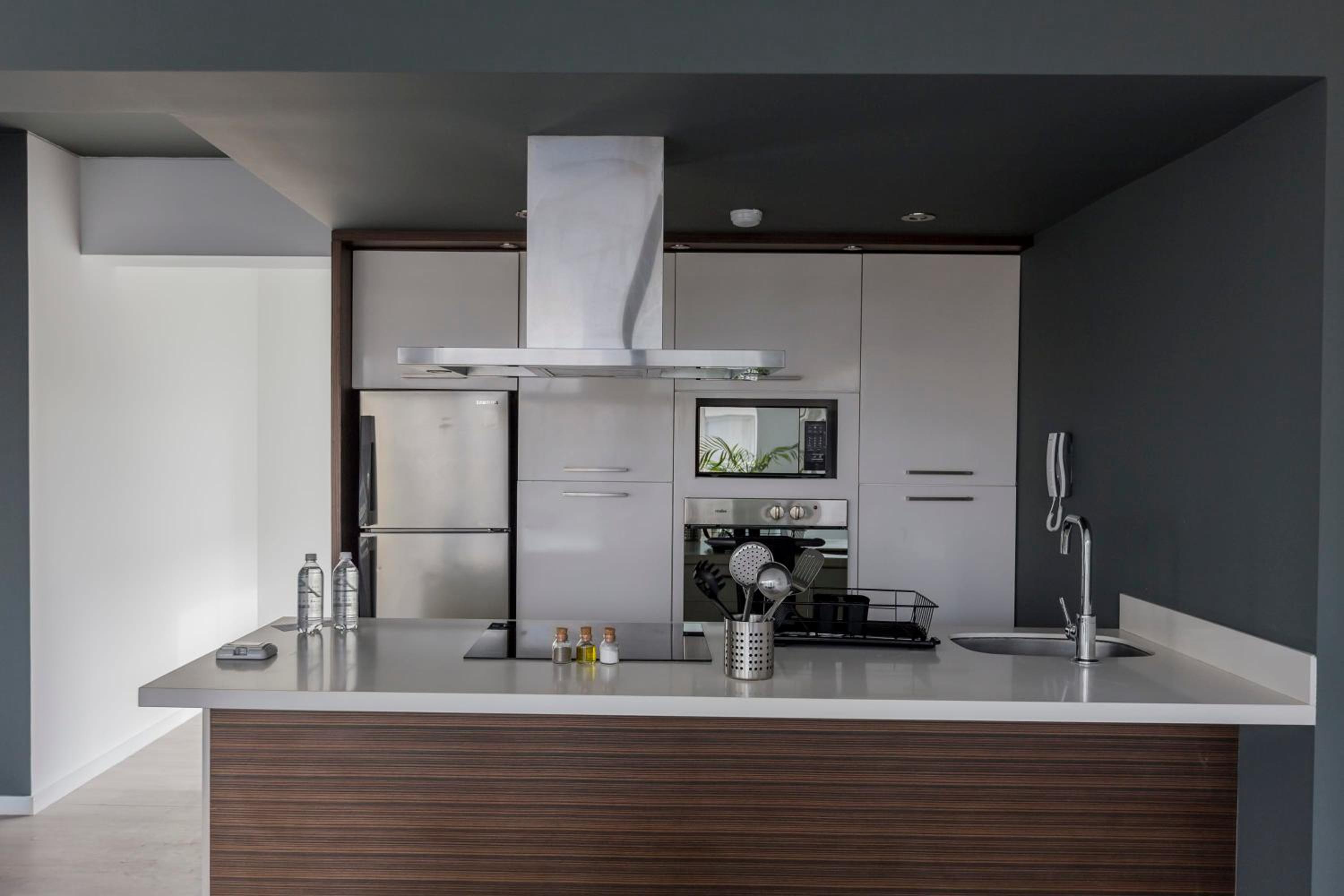 Luxury 2BR with Balcony Near Larcomar view 5