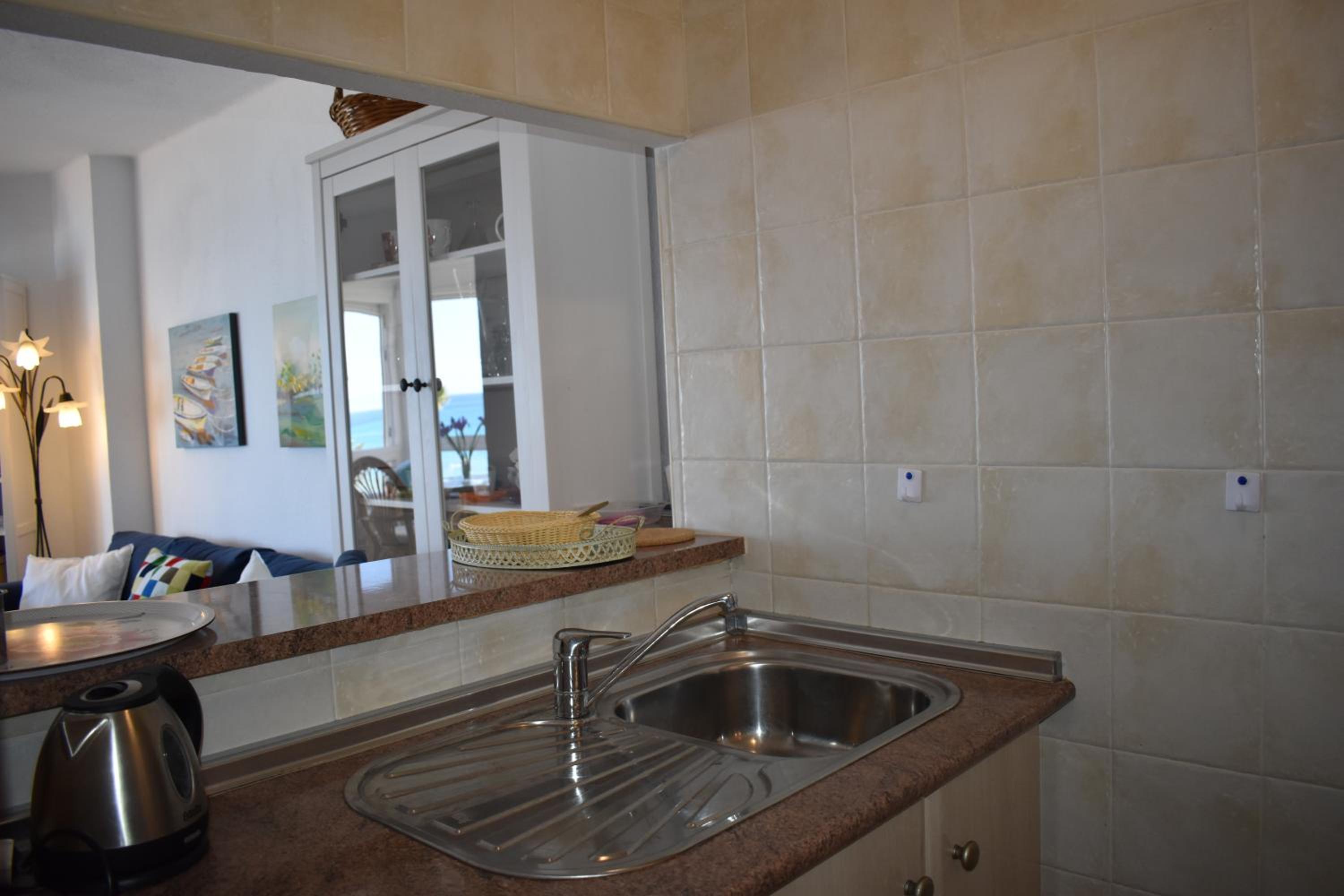 Fantastic studio - beachfront