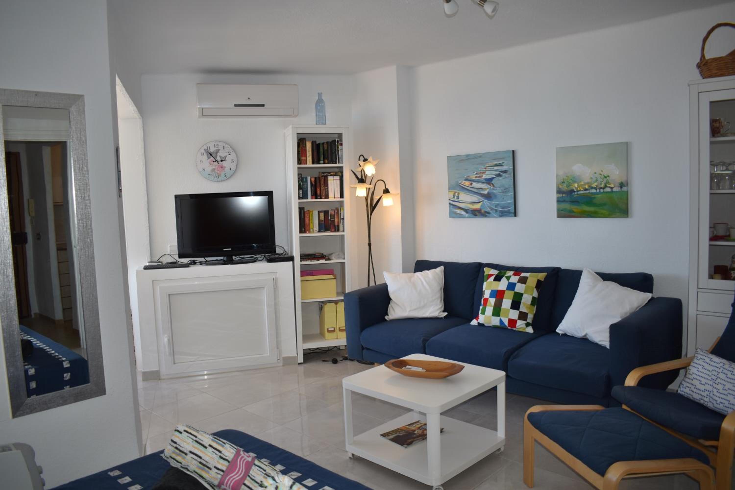 Fantastic studio - beachfront