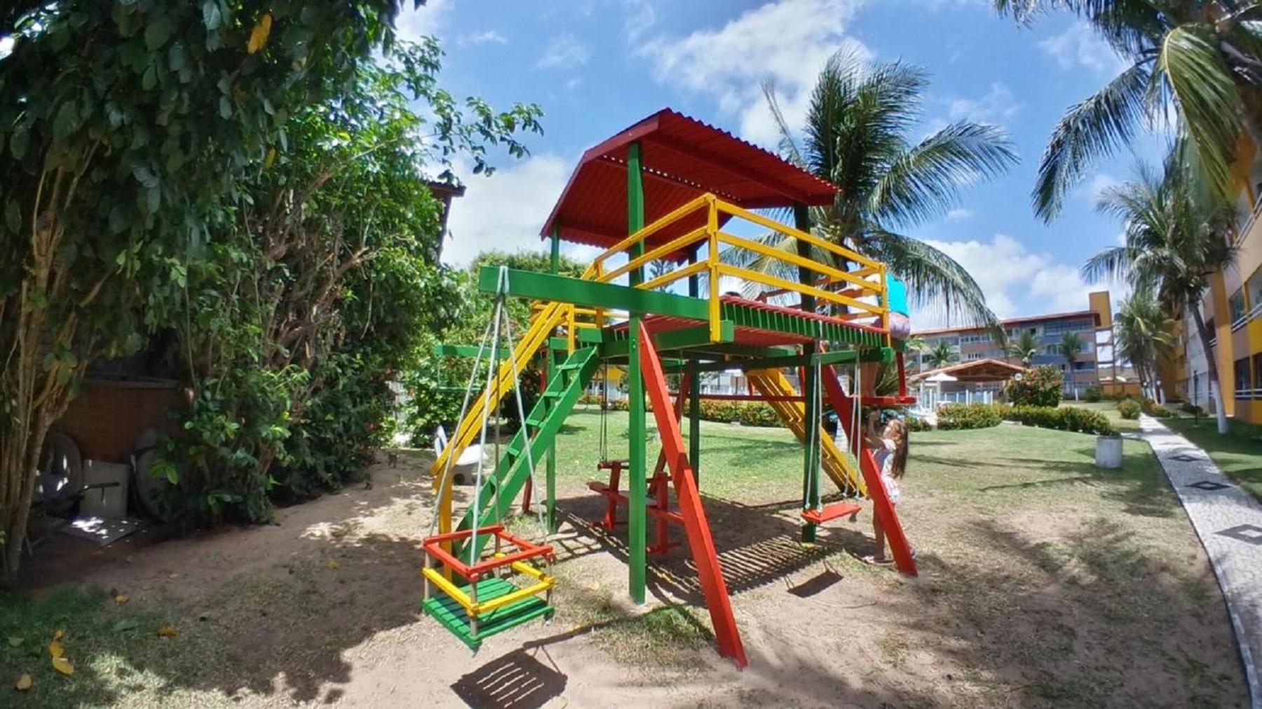 Apartamento 2 quartos a 230mts da Praia do Futuro com lazer completo 19