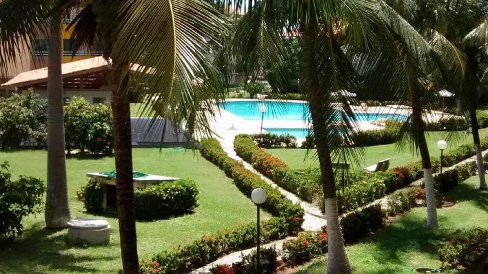 Apartamento 2 quartos a 230mts da Praia do Futuro com lazer completo 19