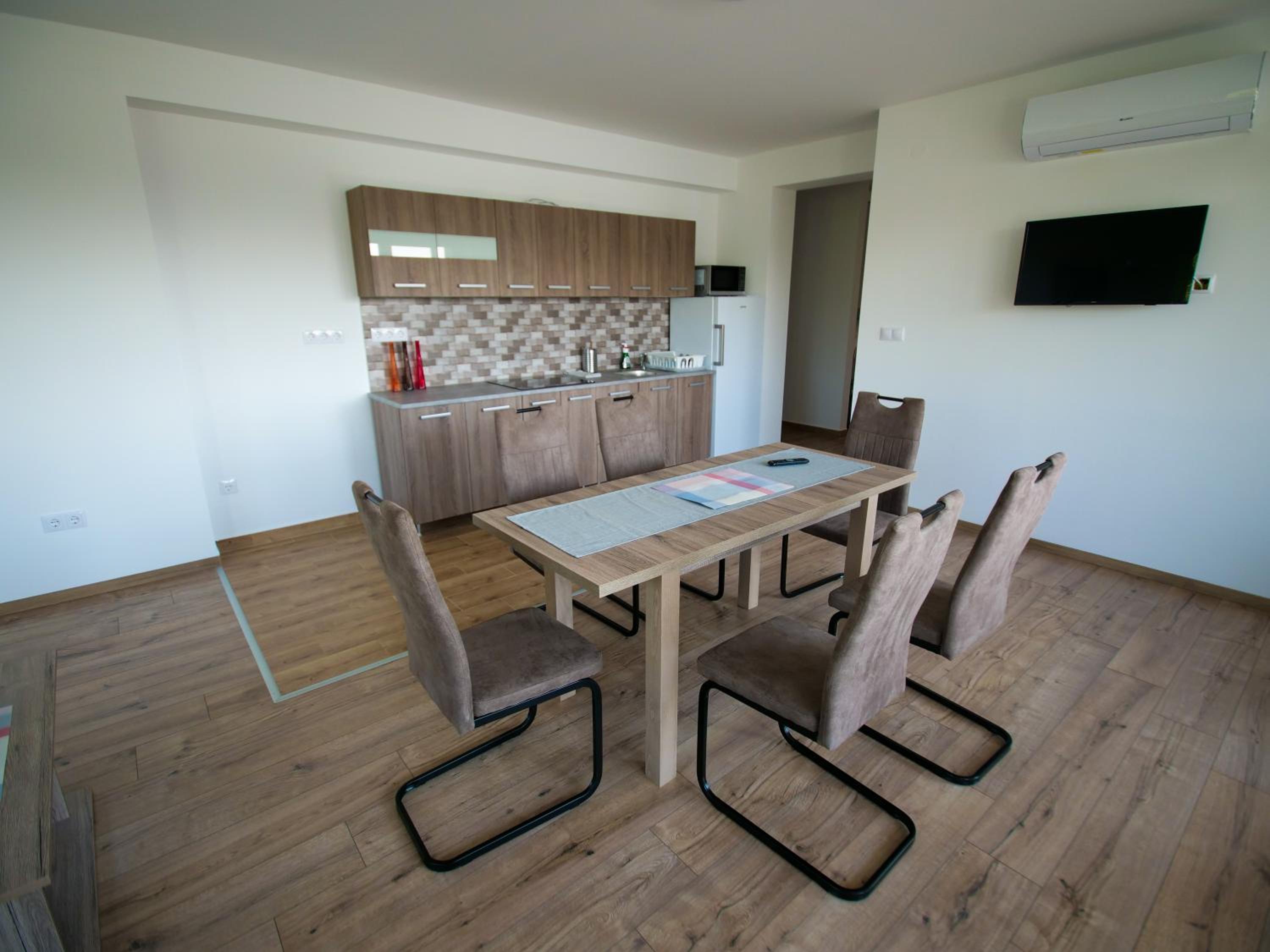 Zea Apartmanház