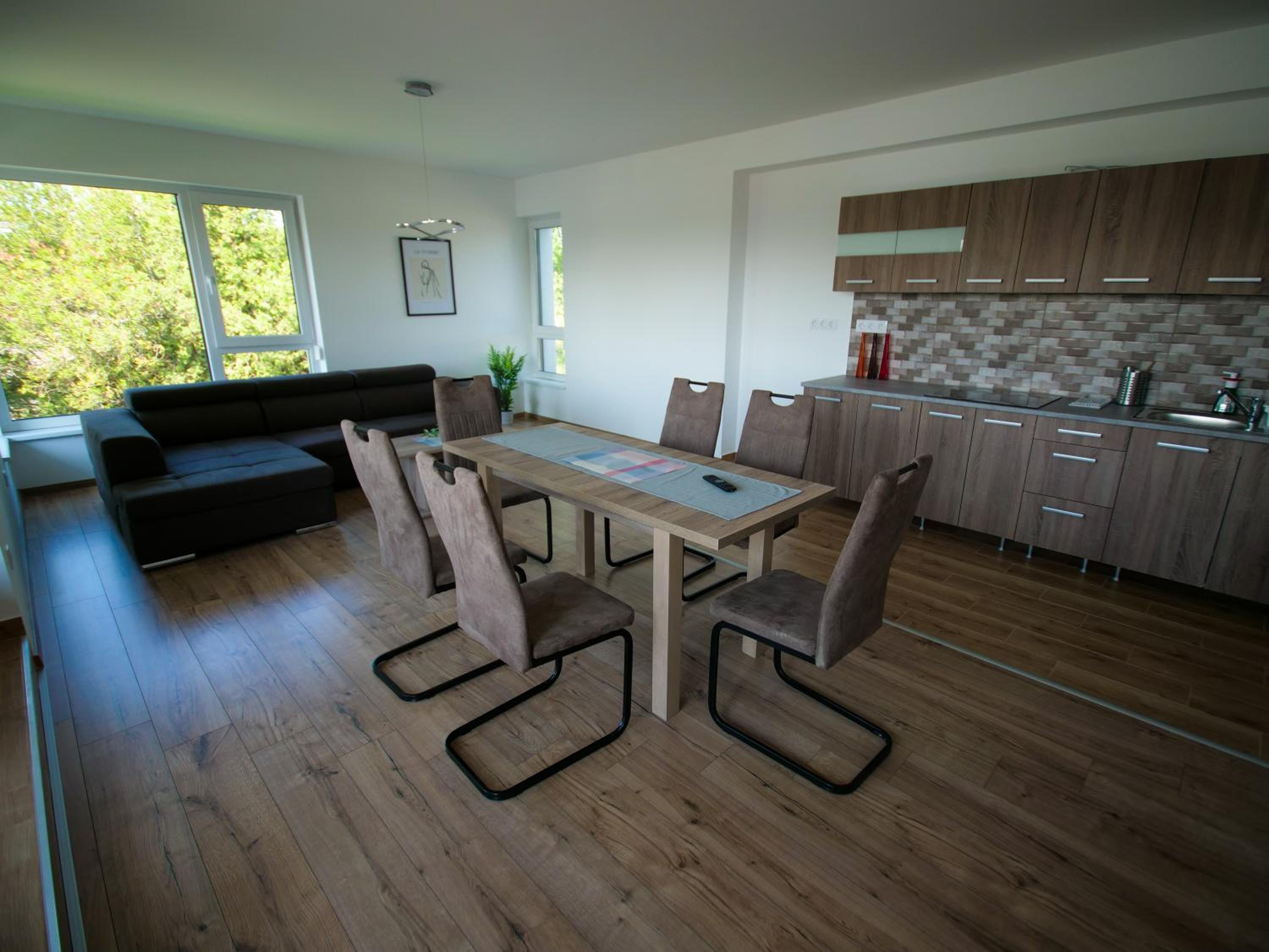 Zea Apartmanház