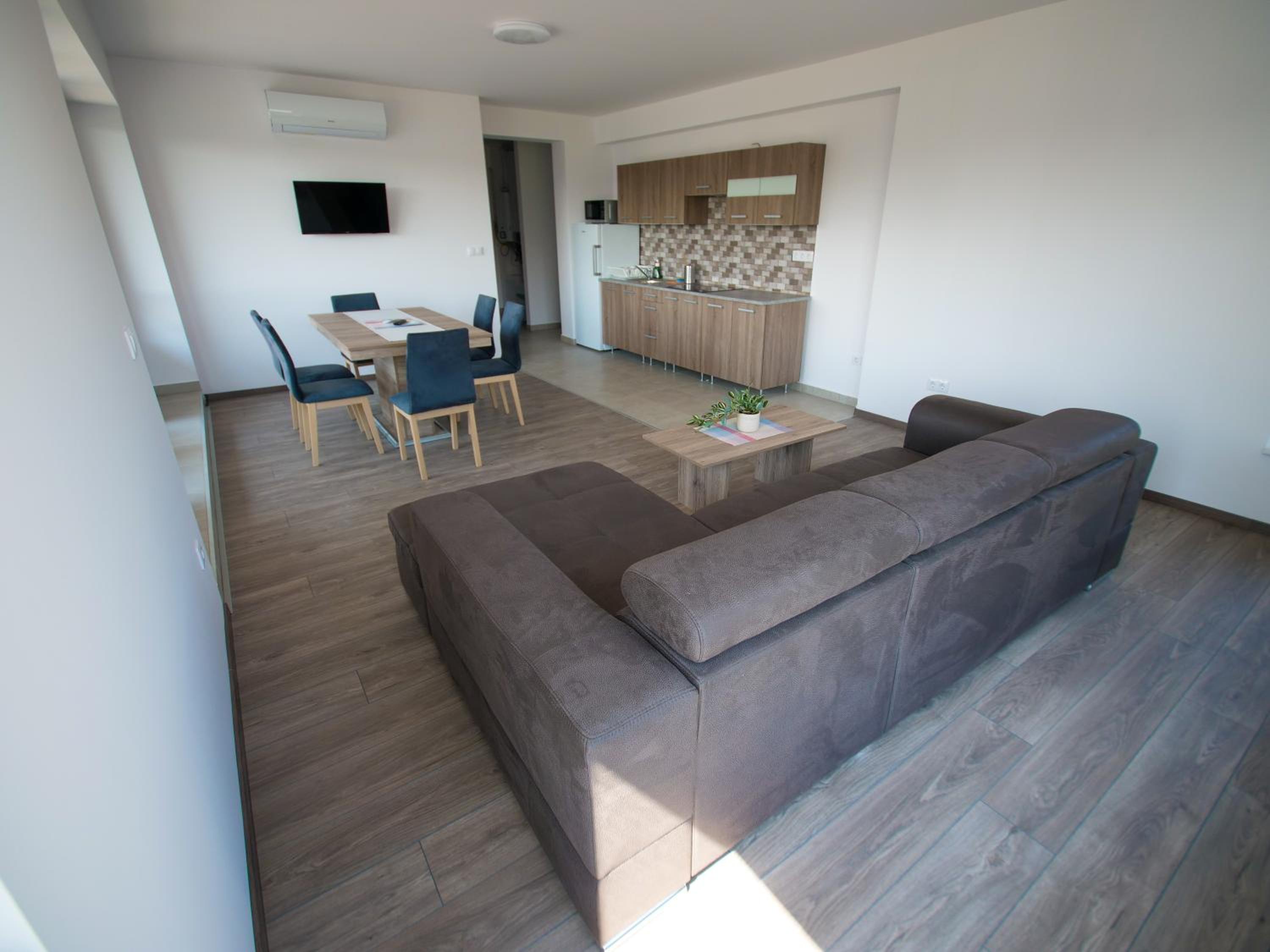 Zea Apartmanház