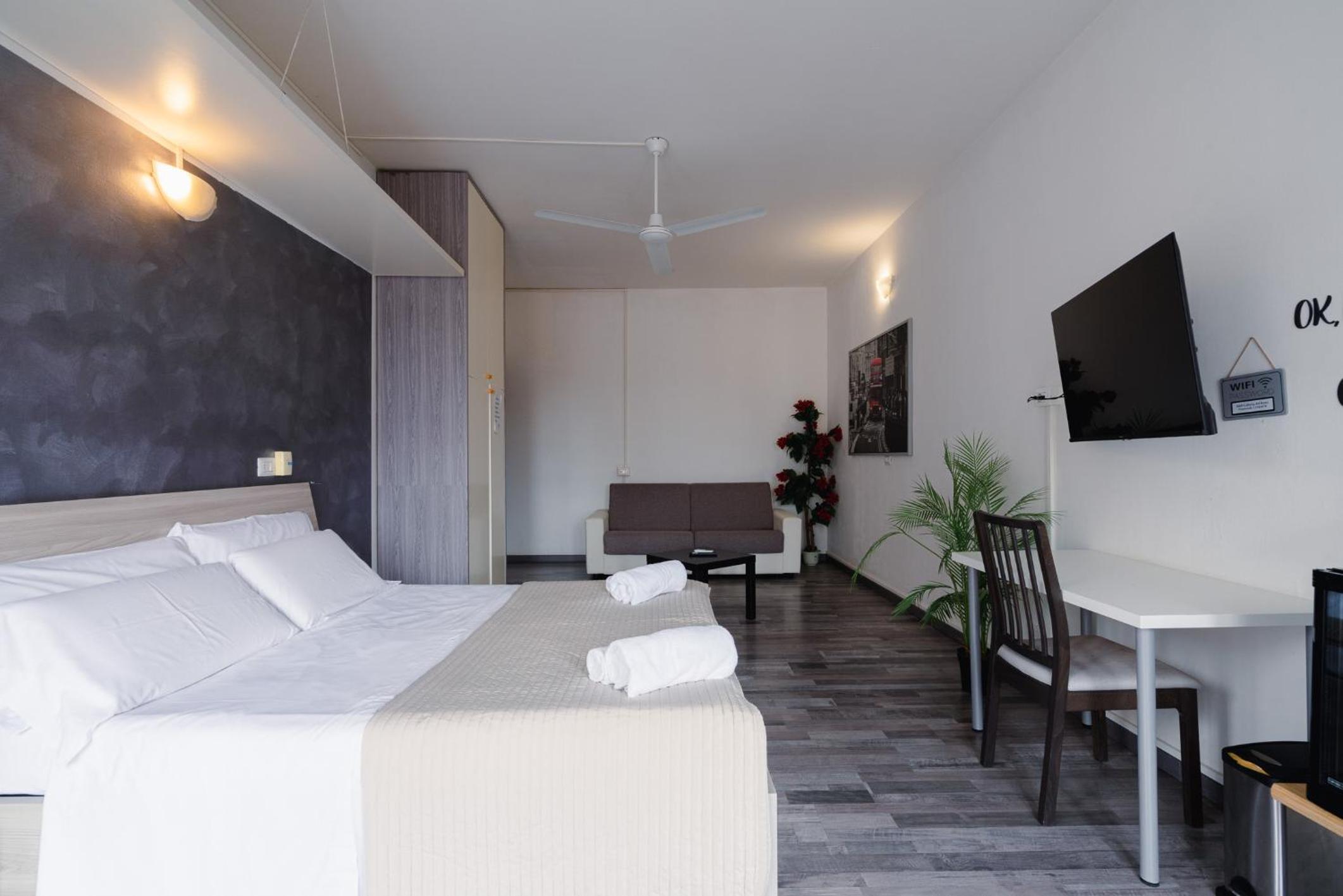 hotel room