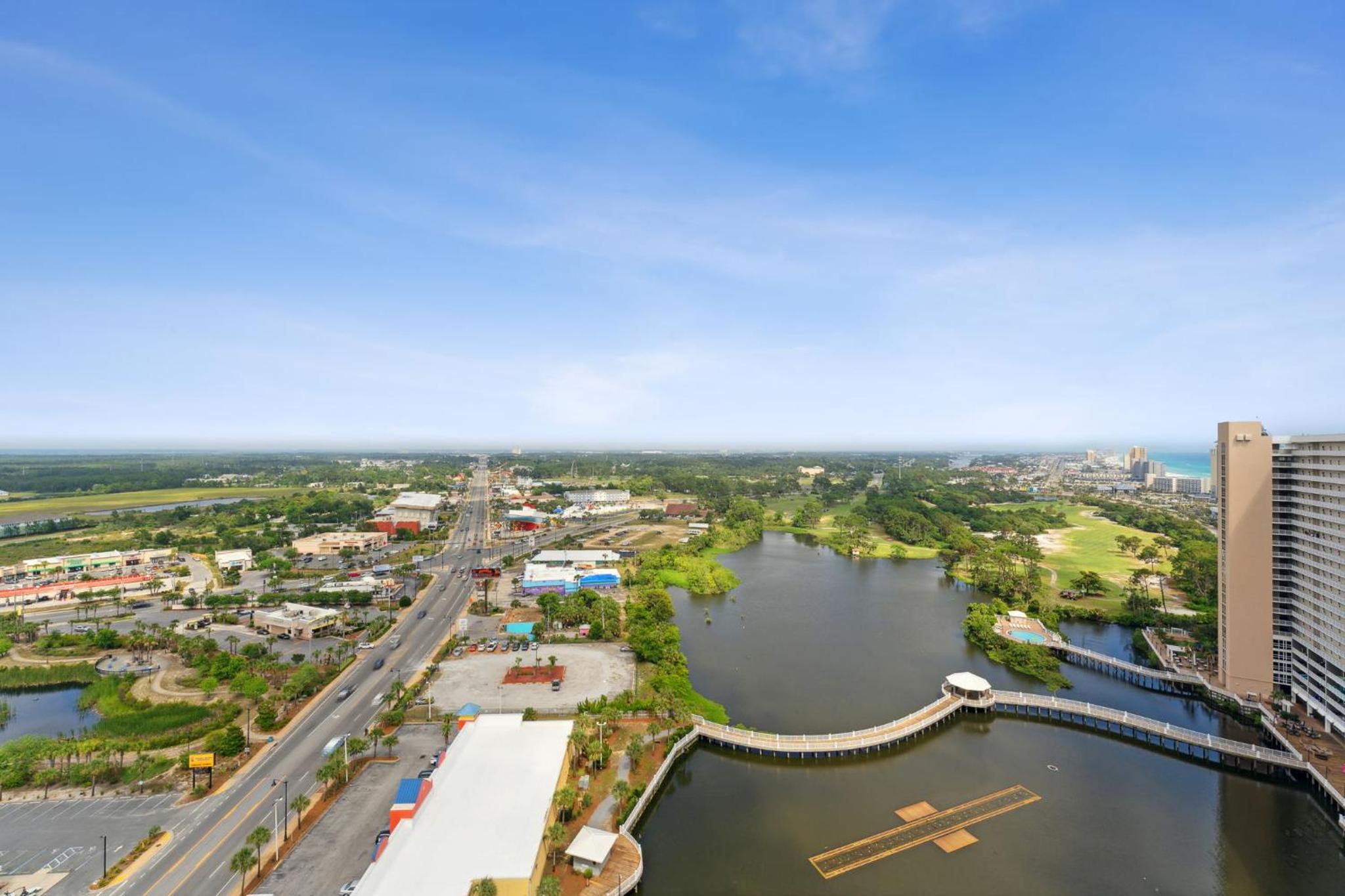 Laketown Wharf #2136 by Nautical Properties view 3
