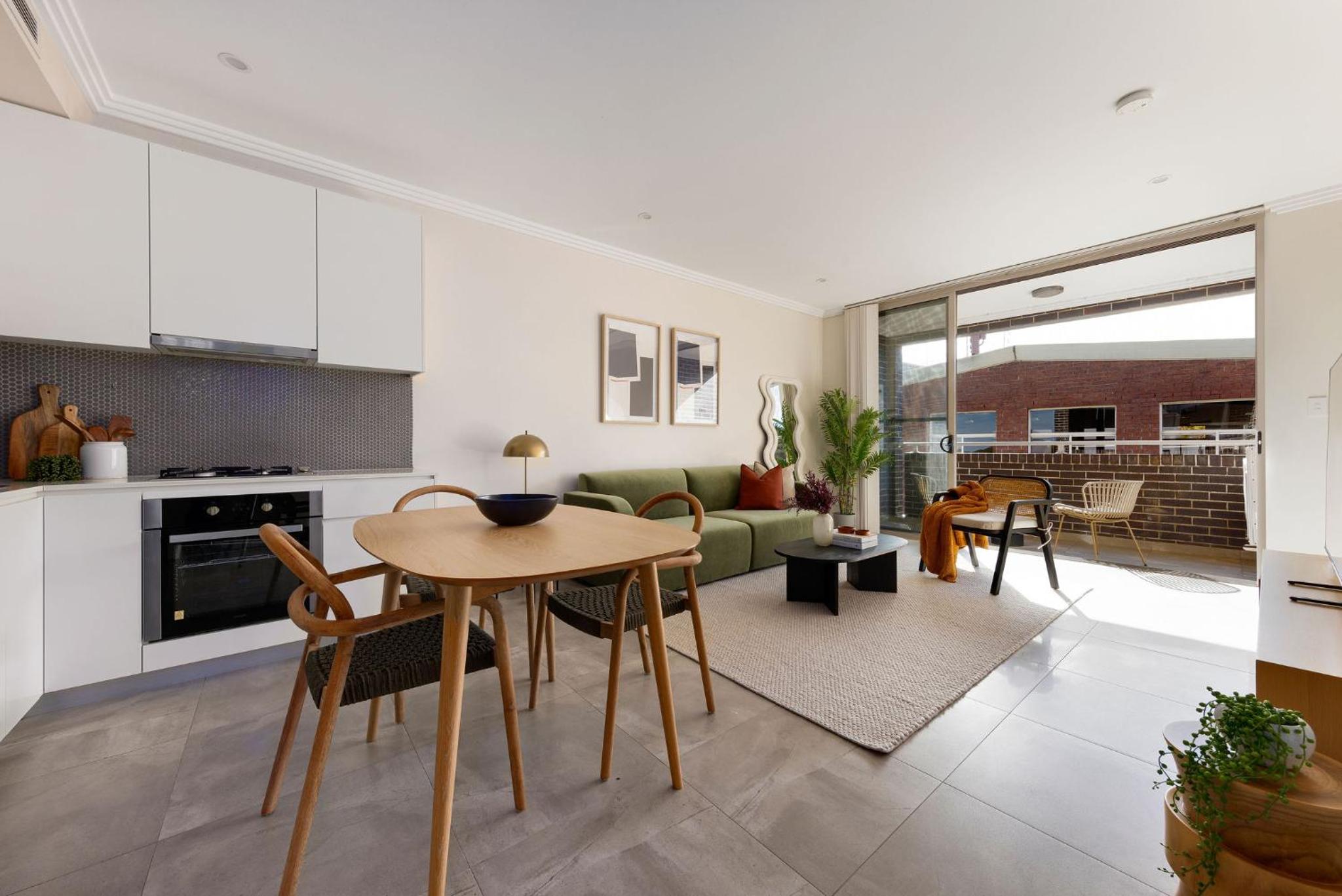 Kahlo Alexandria - Stylish 2 bdrm Walk to Train