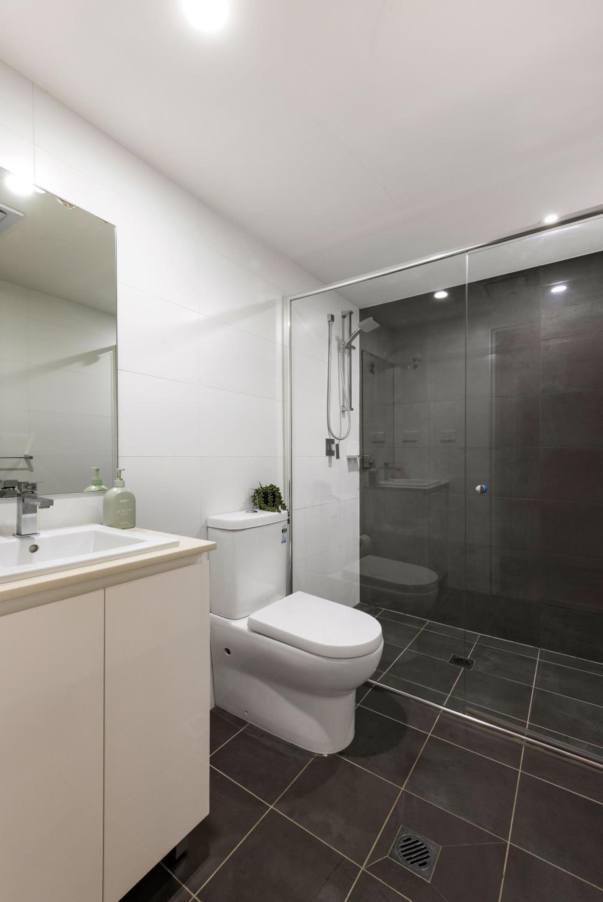 Kahlo Alexandria - Stylish 2 bdrm Walk to Train
