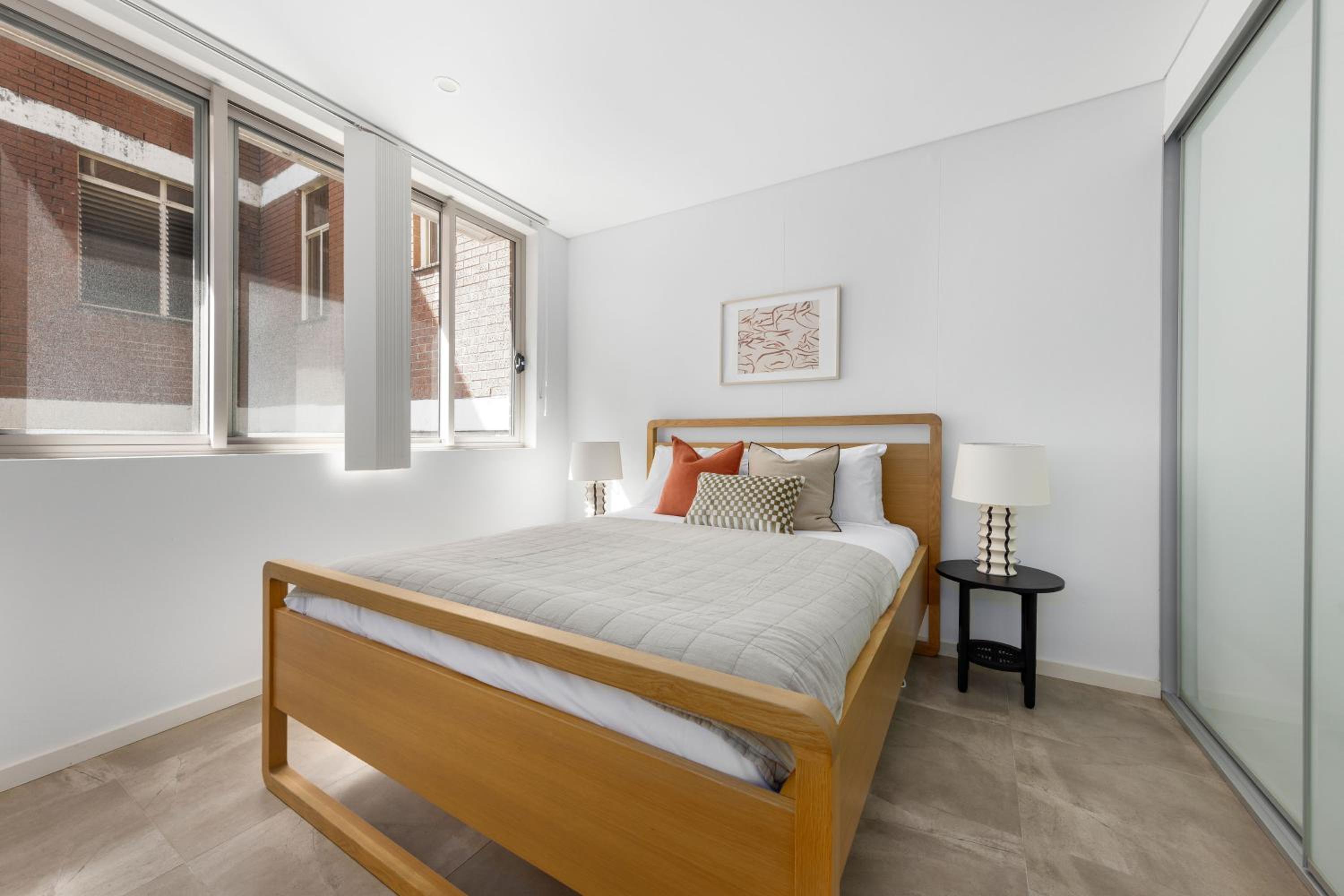 Kahlo Alexandria - Stylish 2 bdrm Walk to Train