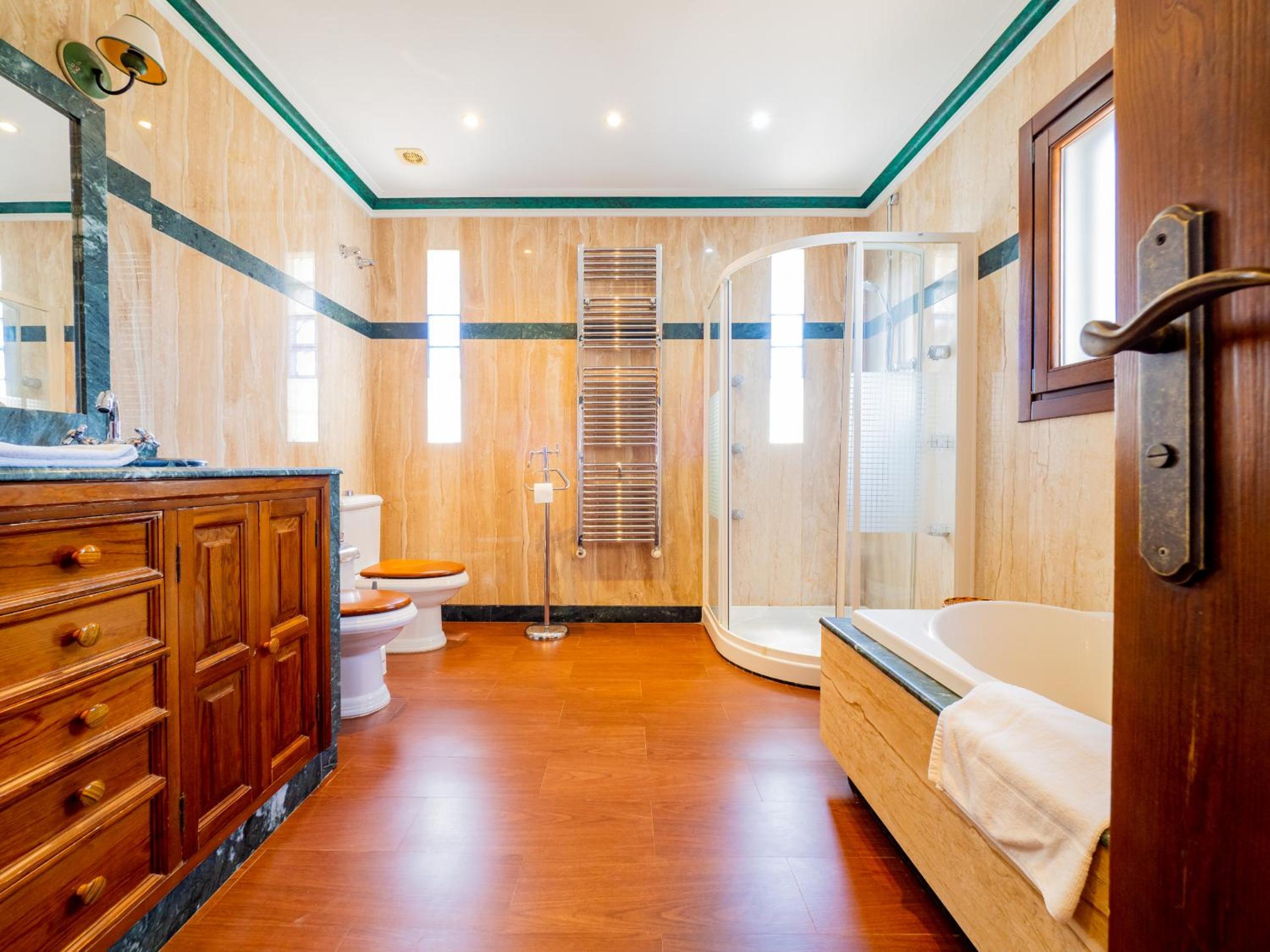 Cubo's Villa Fina & Minigolf included