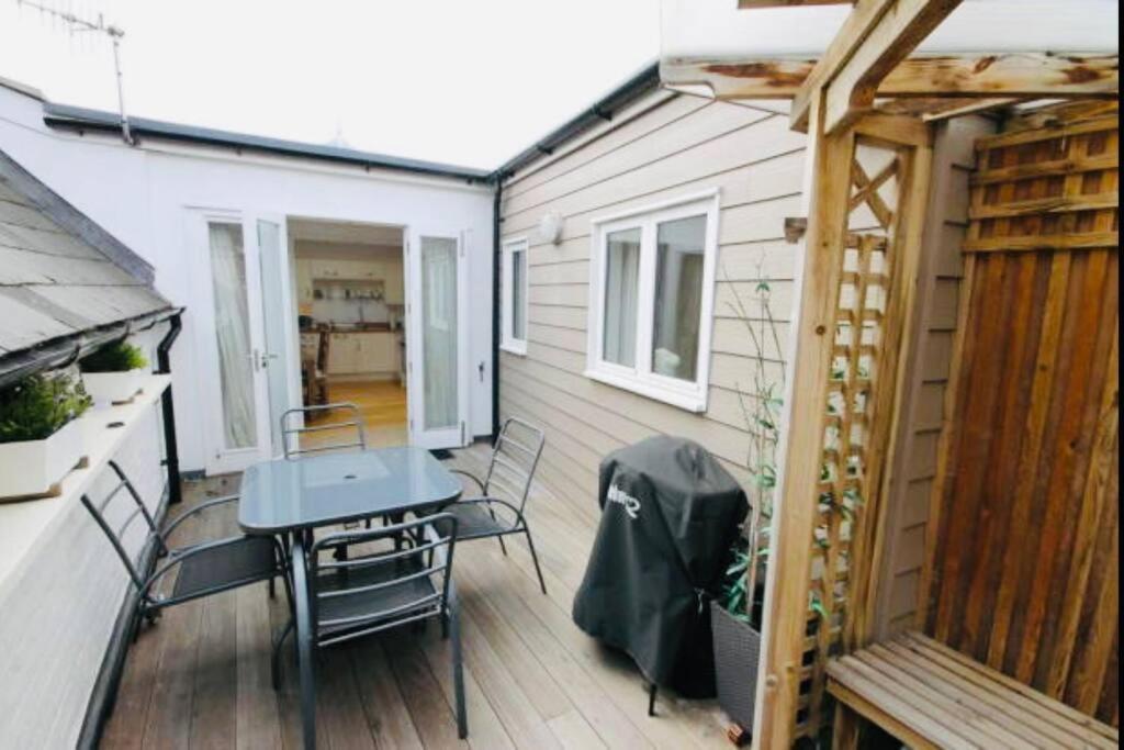 Apartment with Roof Terrace - Centre of Yarmouth view 4
