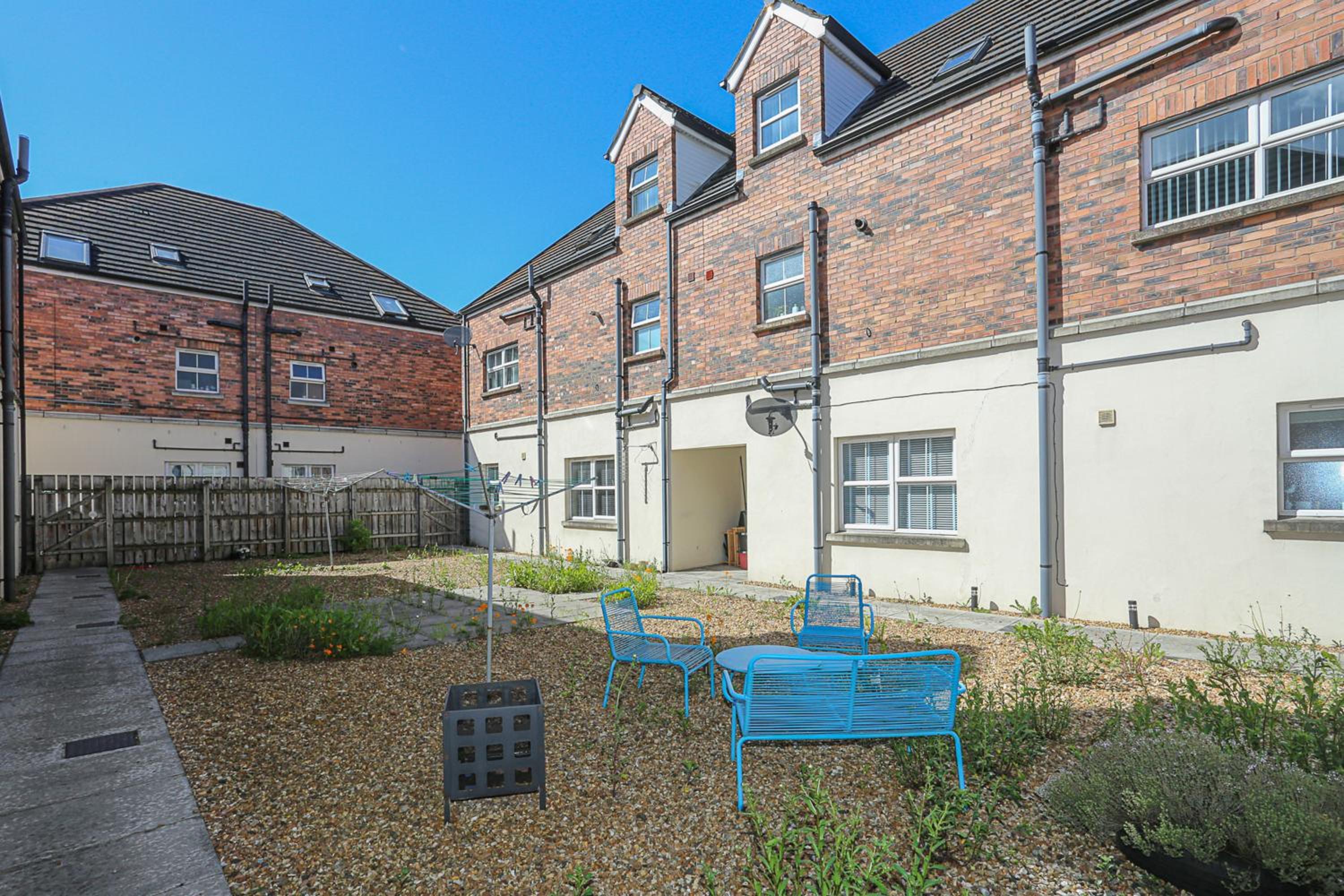 3Bed/2Bath Duplex Apartment - Pure Bliss Belfast view 5