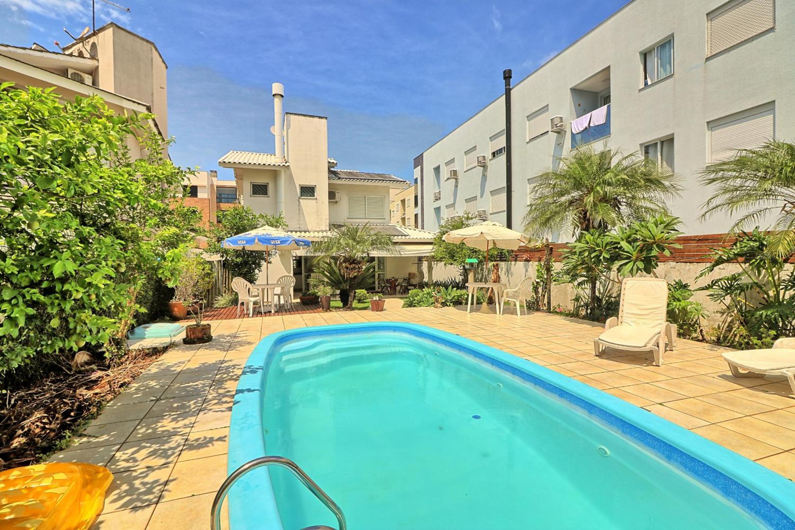 #007 Linda casa piscina enorme na praia de Palmas